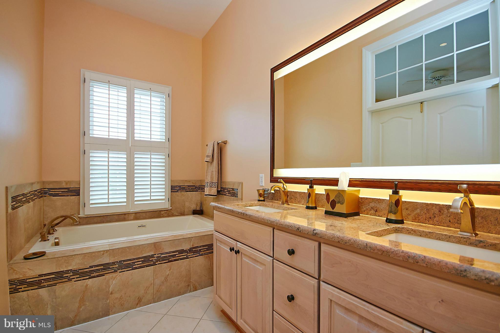 BIRCH POND - Residential