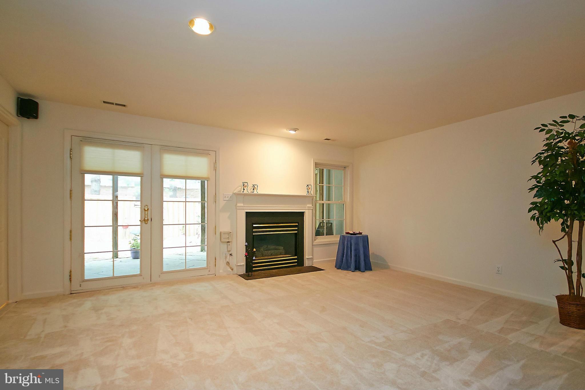 BIRCH POND - Residential