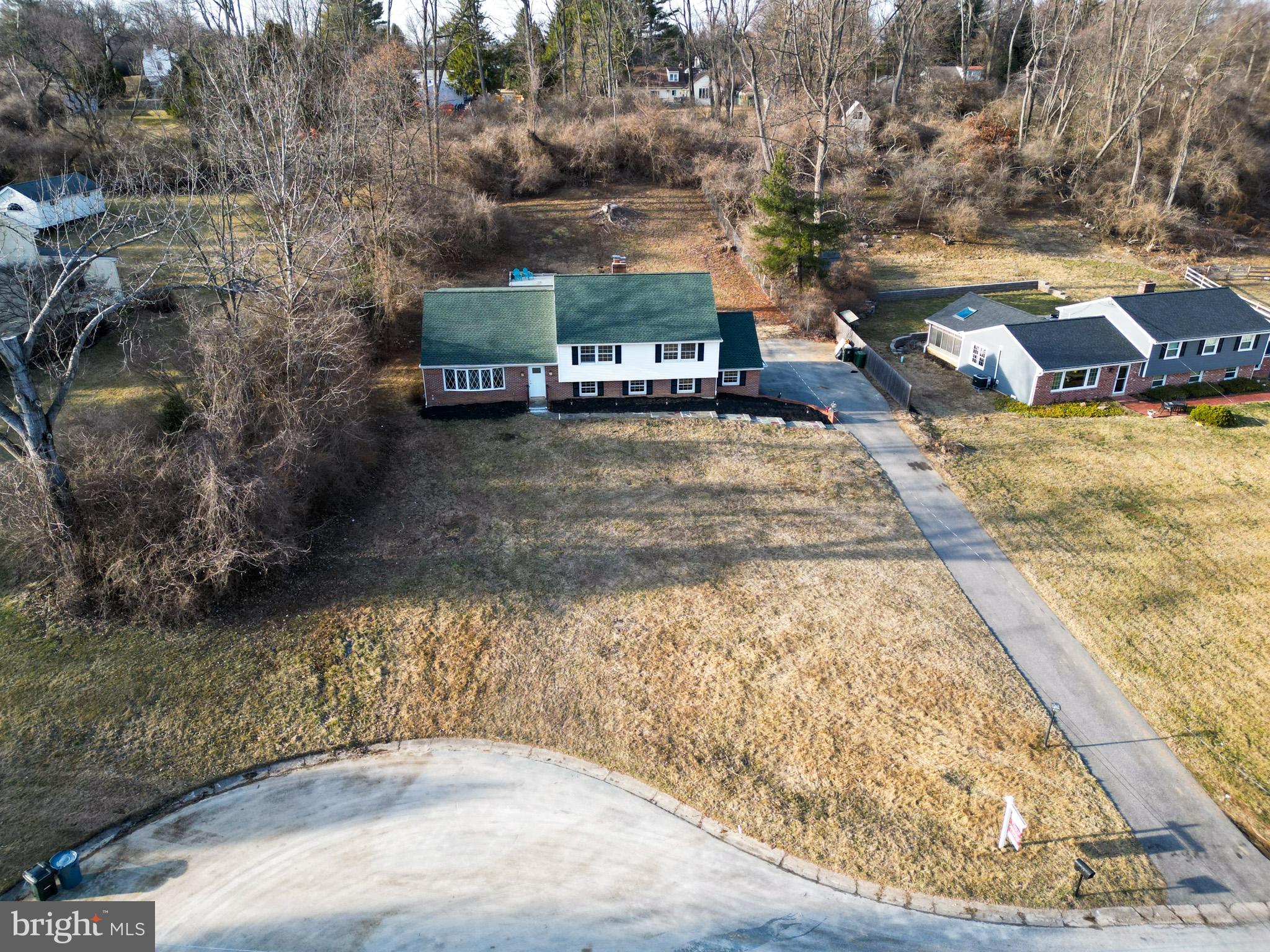 1619 CHRISTINE LANE