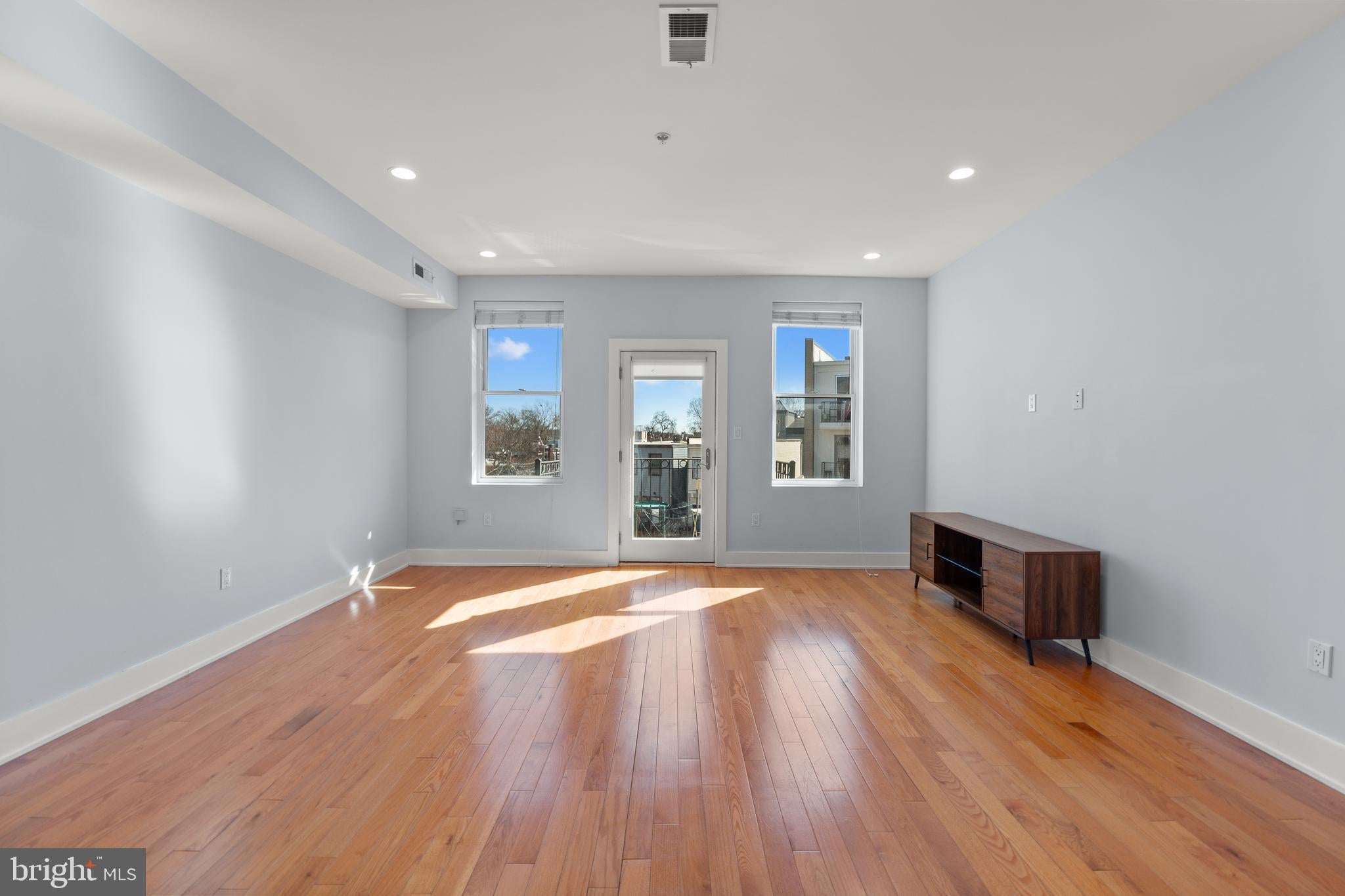 440 RHODE ISLAND AVENUE NW 303
