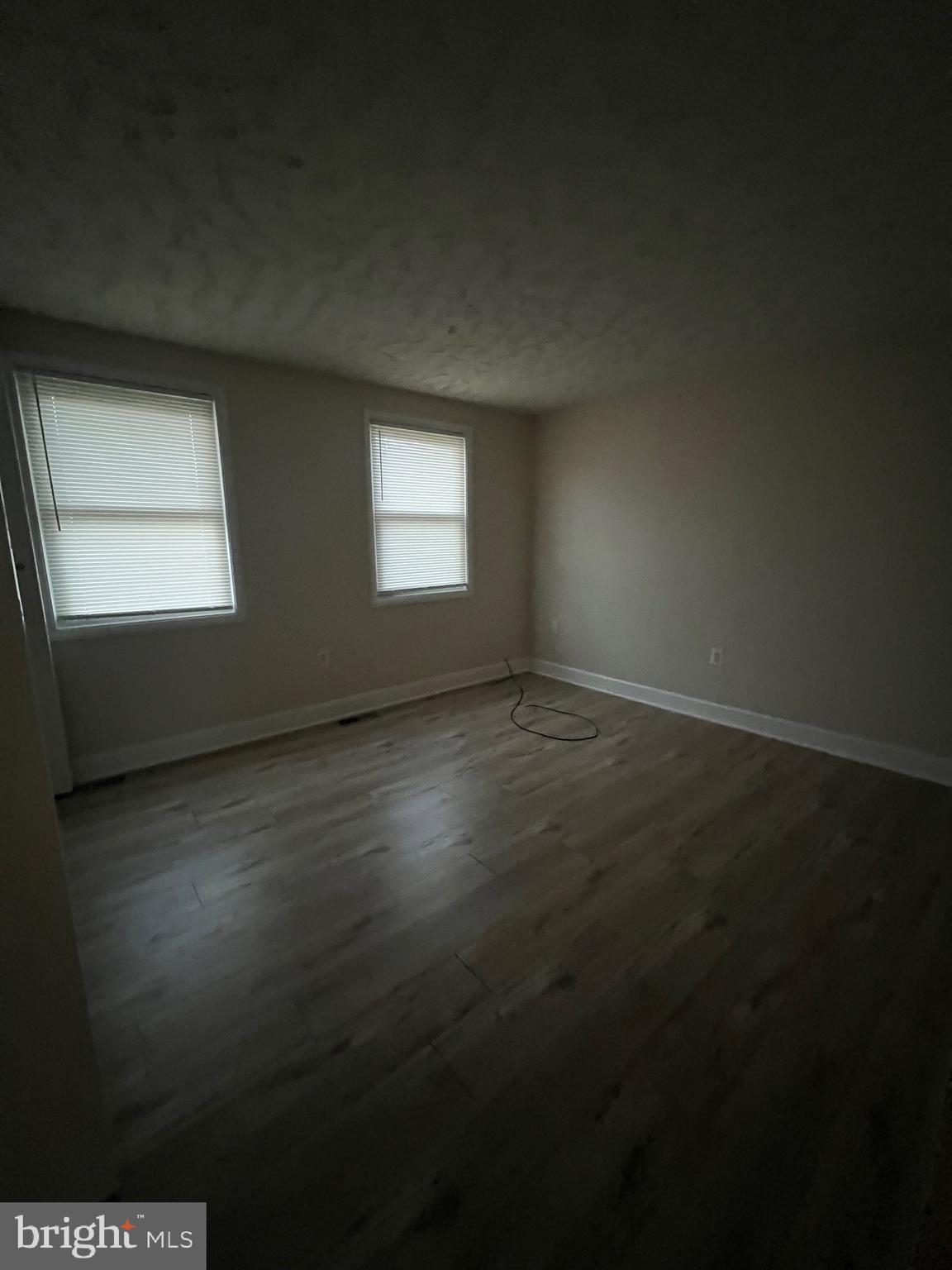 KINGSWOOD CONDOMINIUM - Residential Lease