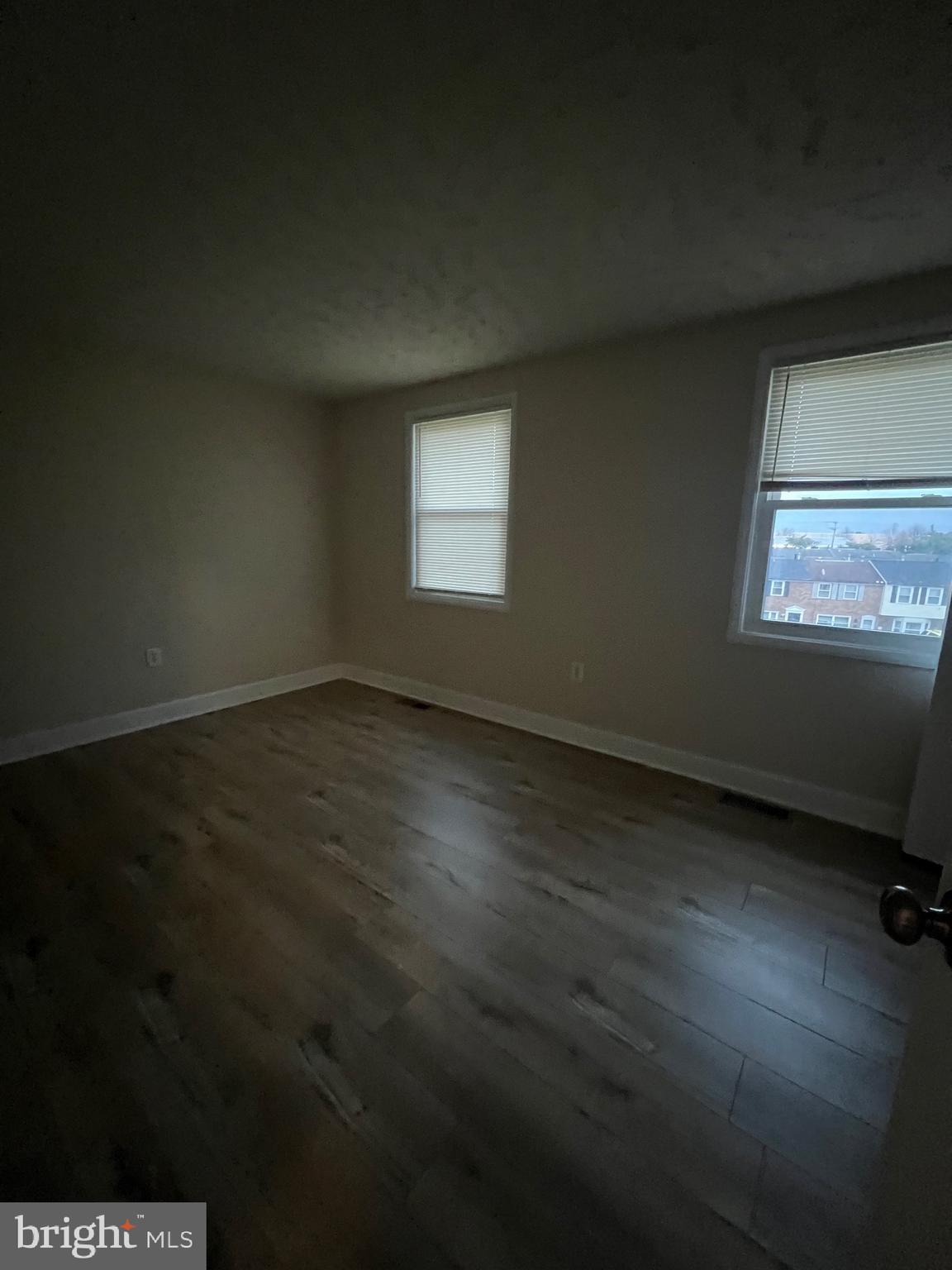 KINGSWOOD CONDOMINIUM - Residential Lease