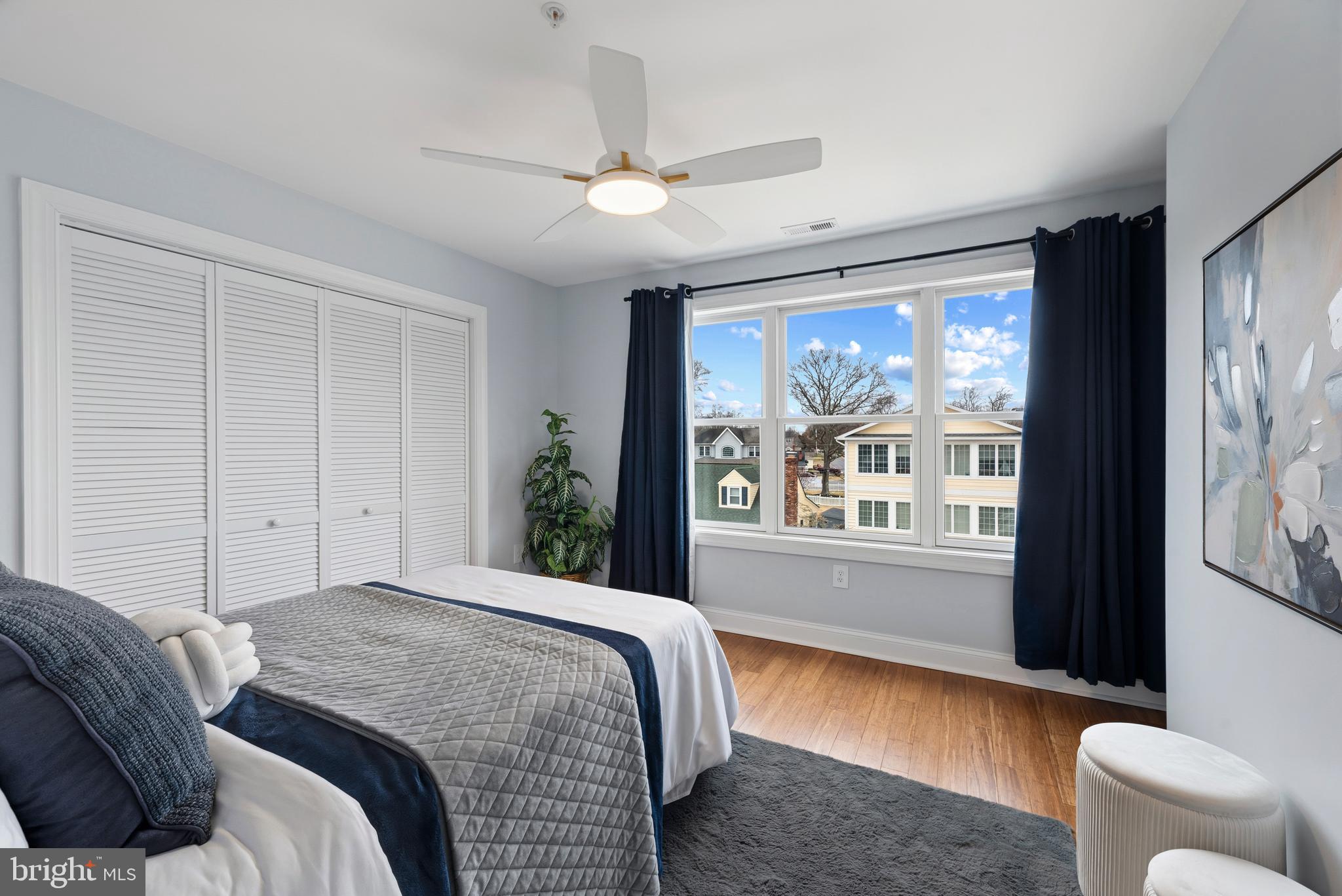 SELBY ON THE BAY - Residential