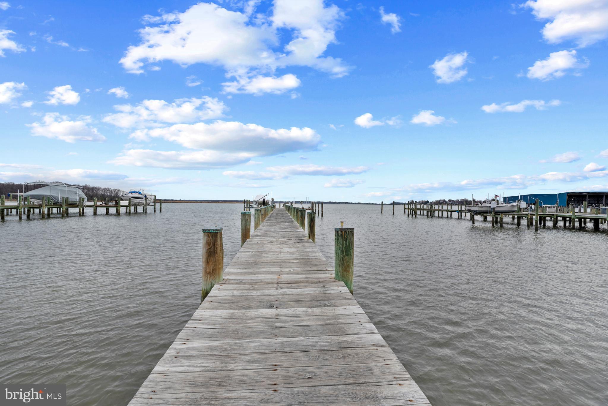 SELBY ON THE BAY - Residential