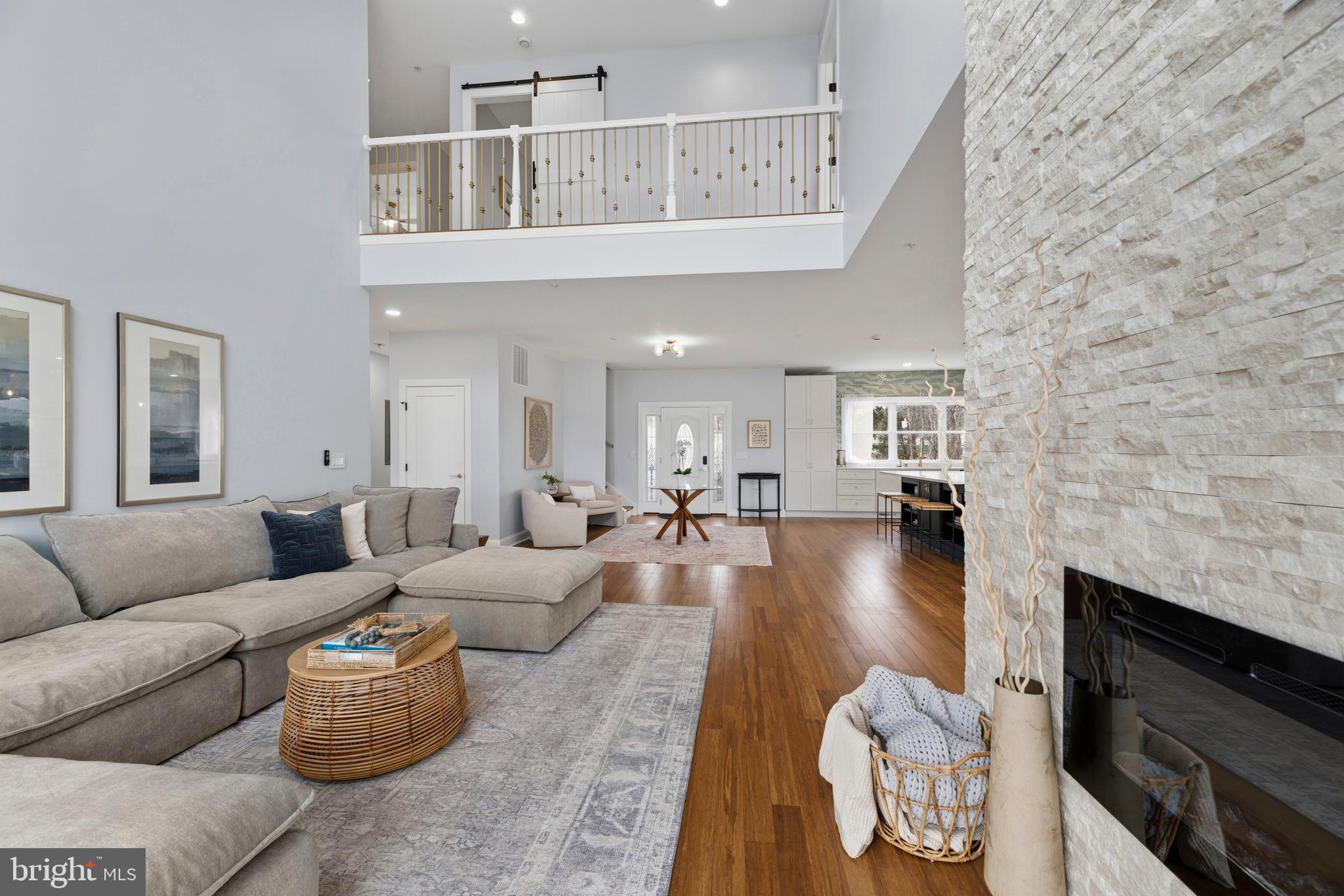 SELBY ON THE BAY - Residential