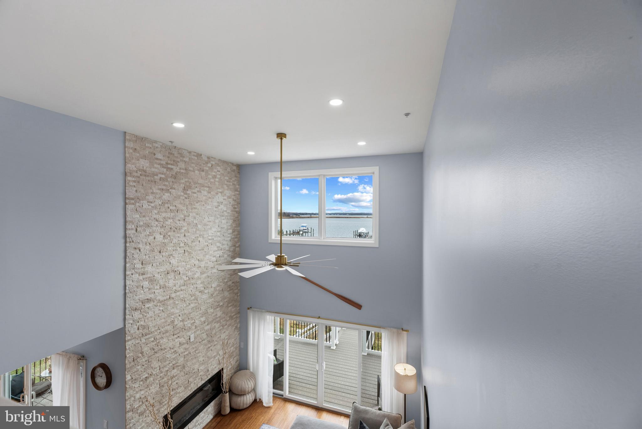 SELBY ON THE BAY - Residential