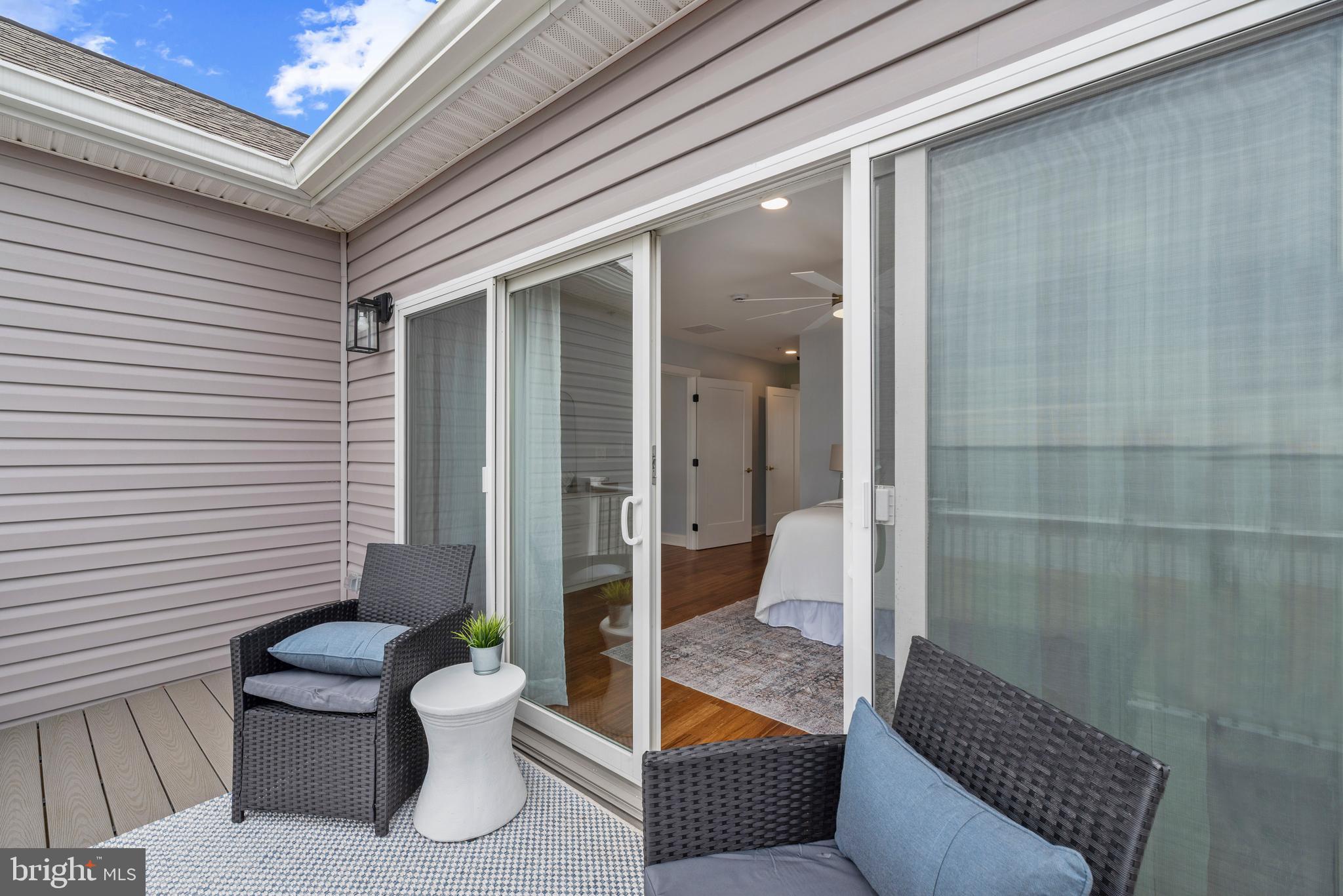 SELBY ON THE BAY - Residential