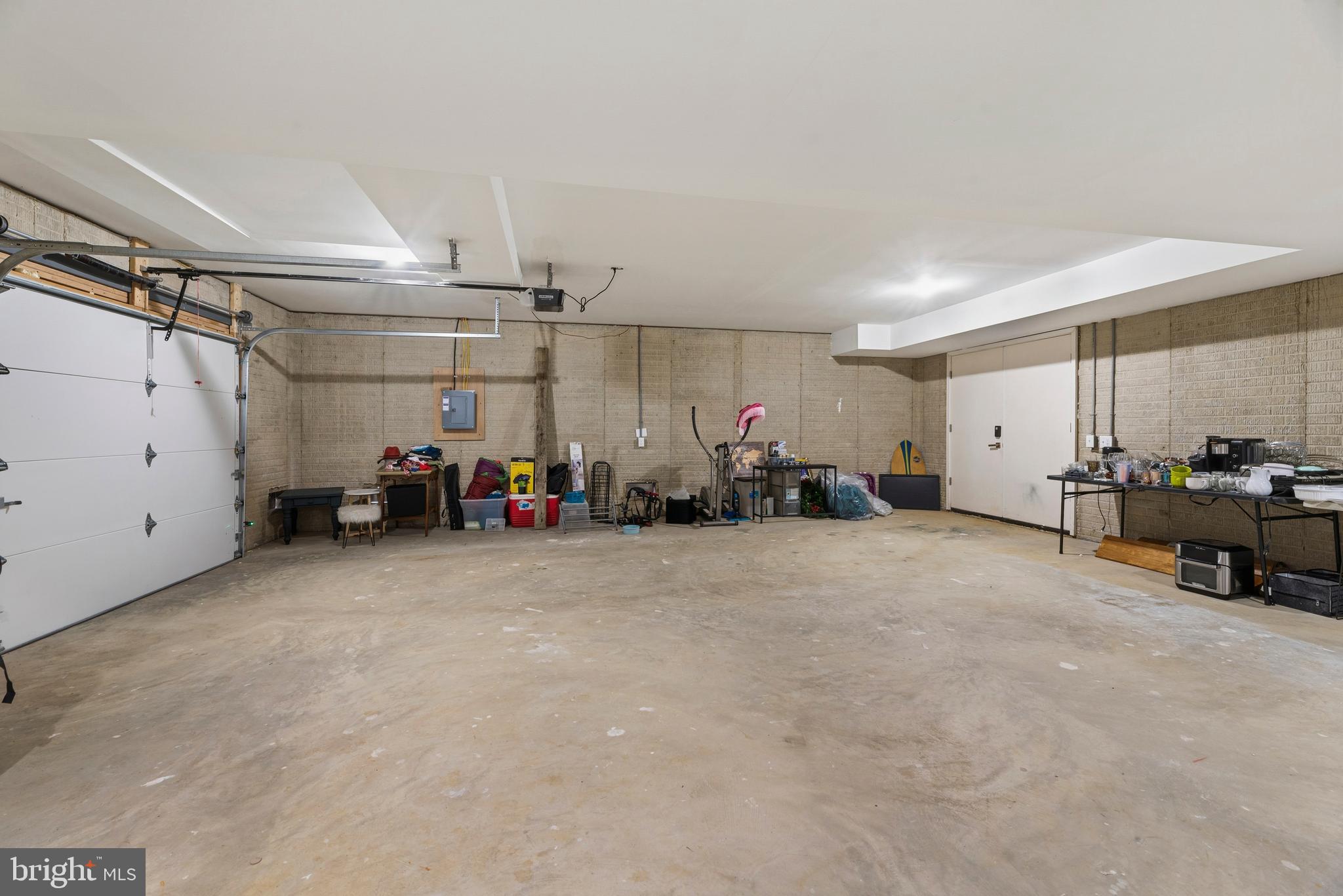 SELBY ON THE BAY - Residential