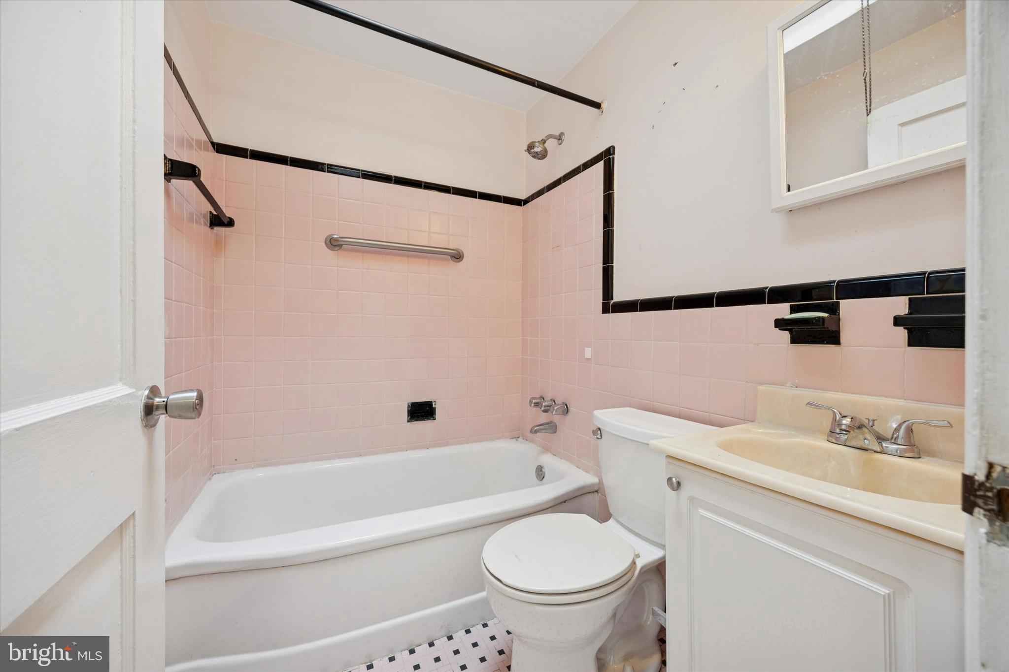 DREXEL HILL - Residential