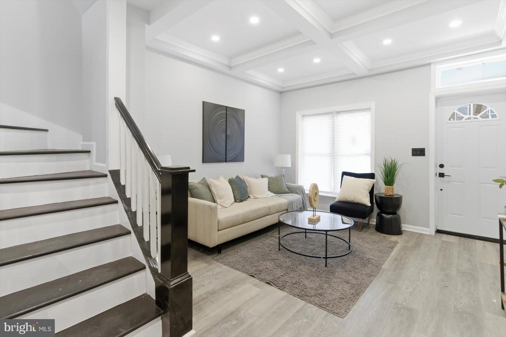 2033 N BENTALOU STREET