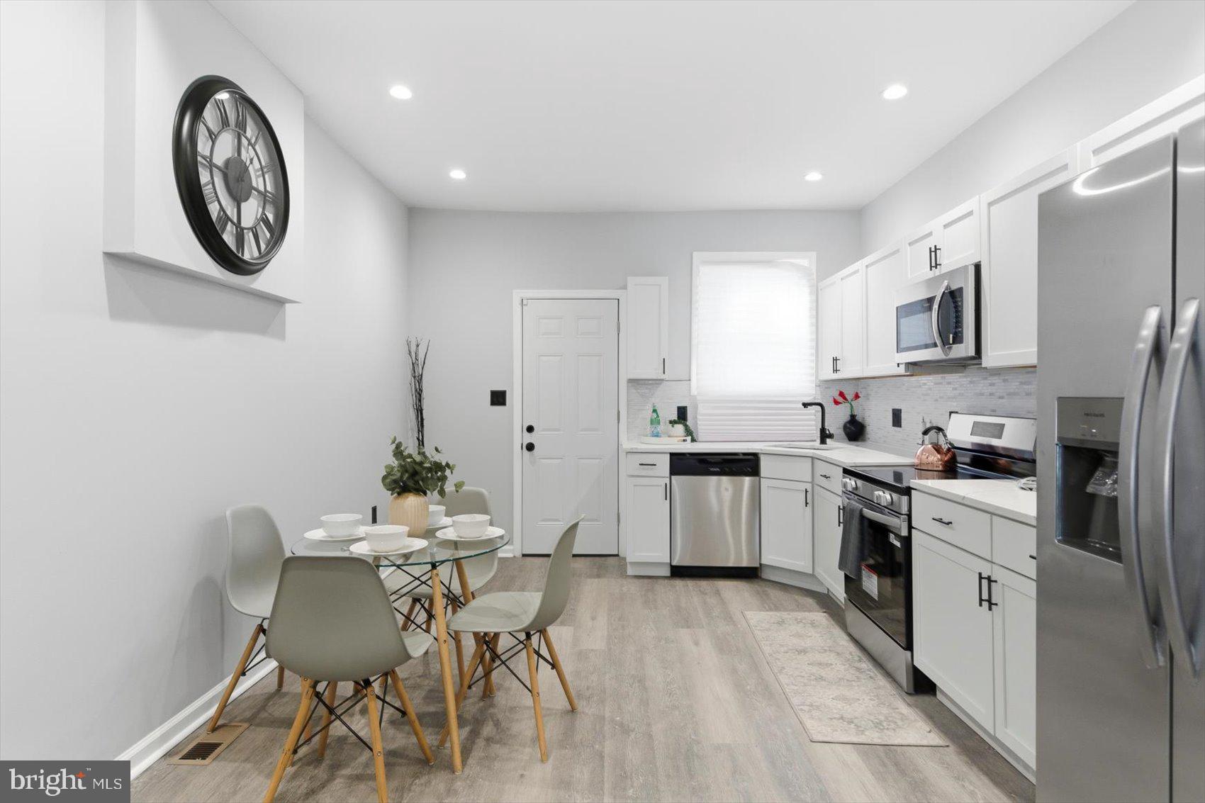 MONDAWMIN - Residential