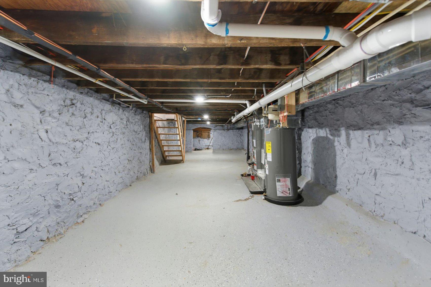 MONDAWMIN - Residential