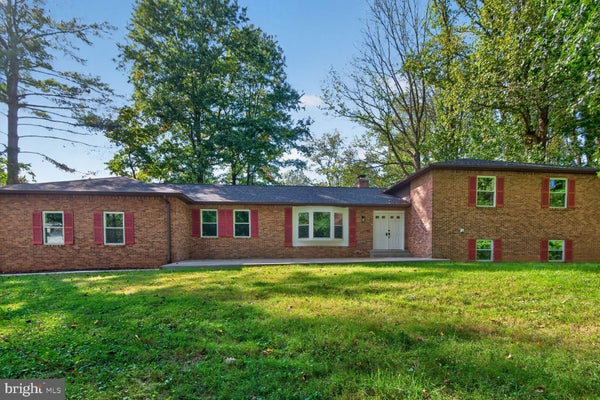 12300 LISBOROUGH RD, BOWIE, MD 20720 - Image f5fbfdb35520e81a5f8fafaab91d8a8f/2646180202