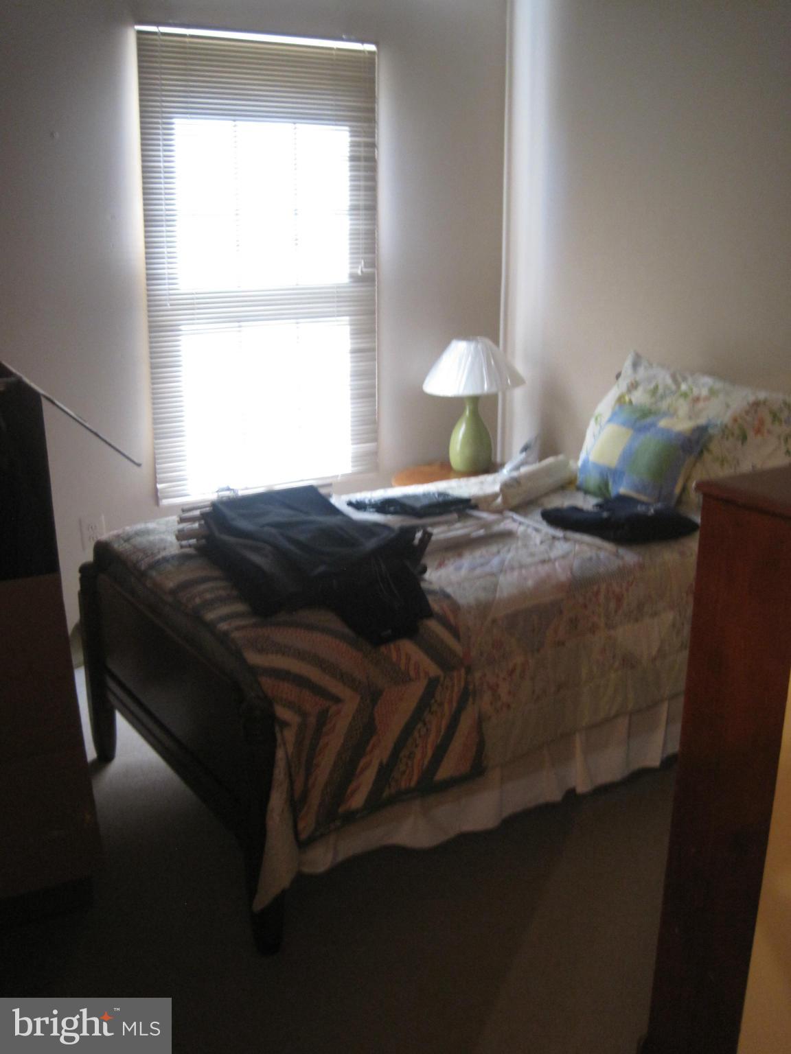 KINGSTOWNE - Residential Lease