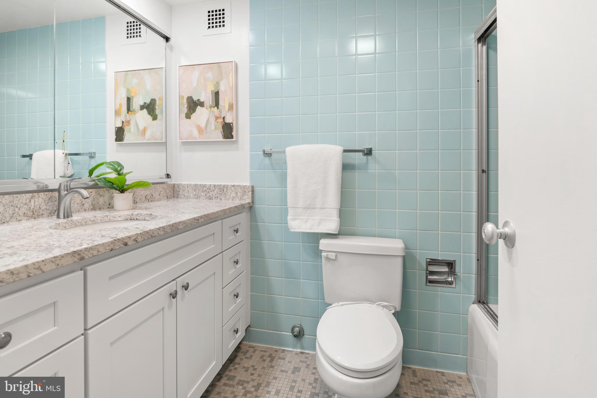 SEVEN MILE - Residential