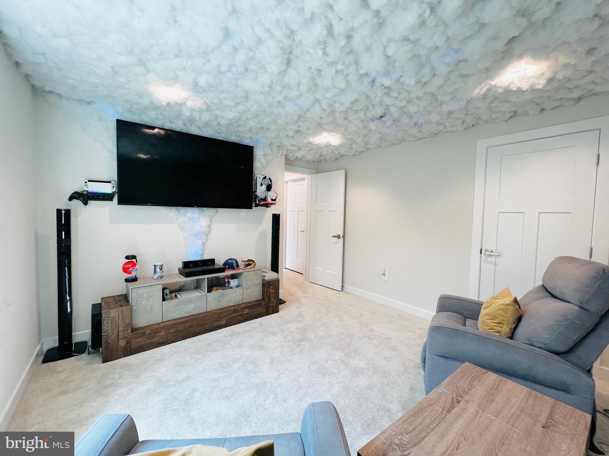 CANTER CREEK - Residential