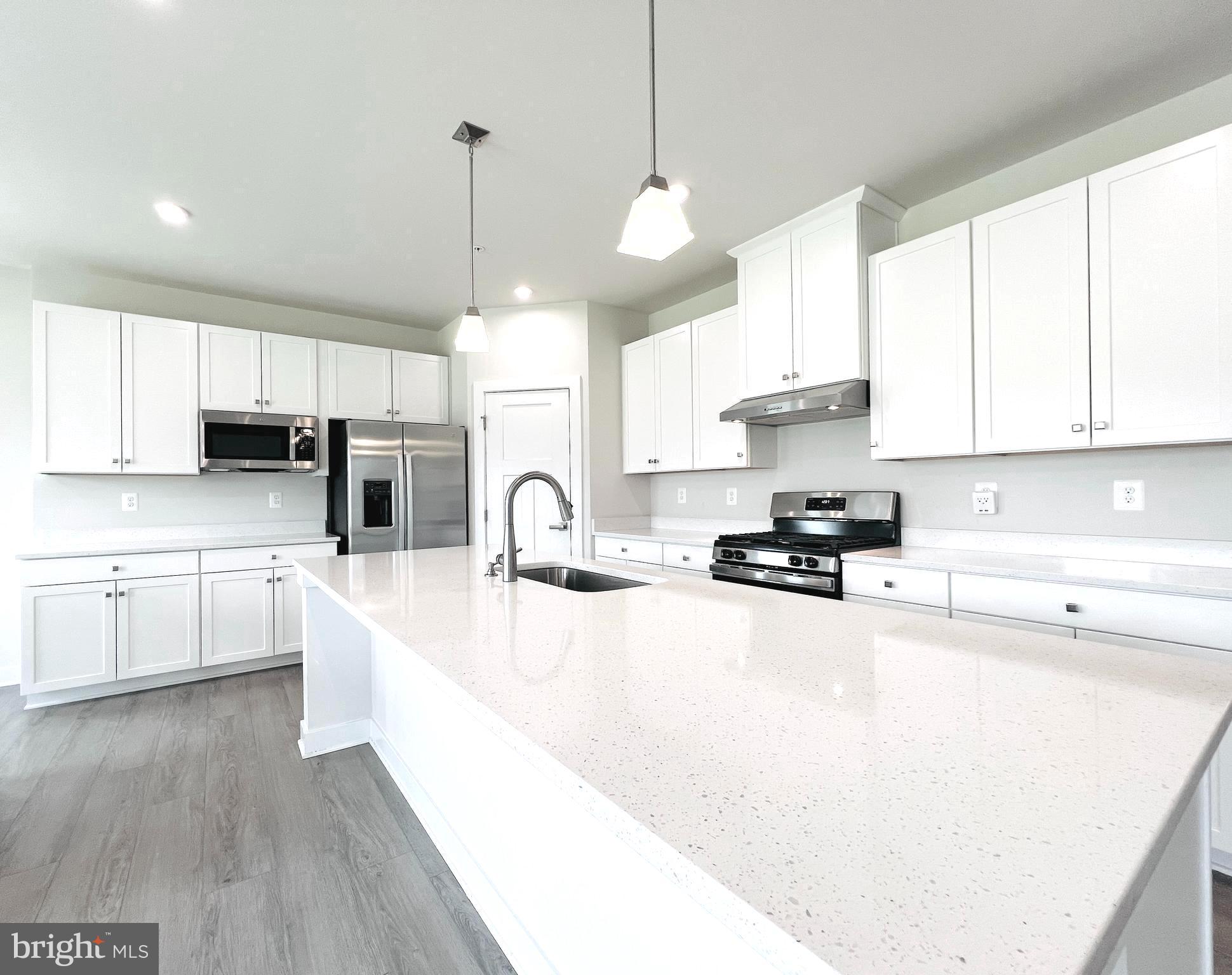 10078 DRESSAGE DRIVE