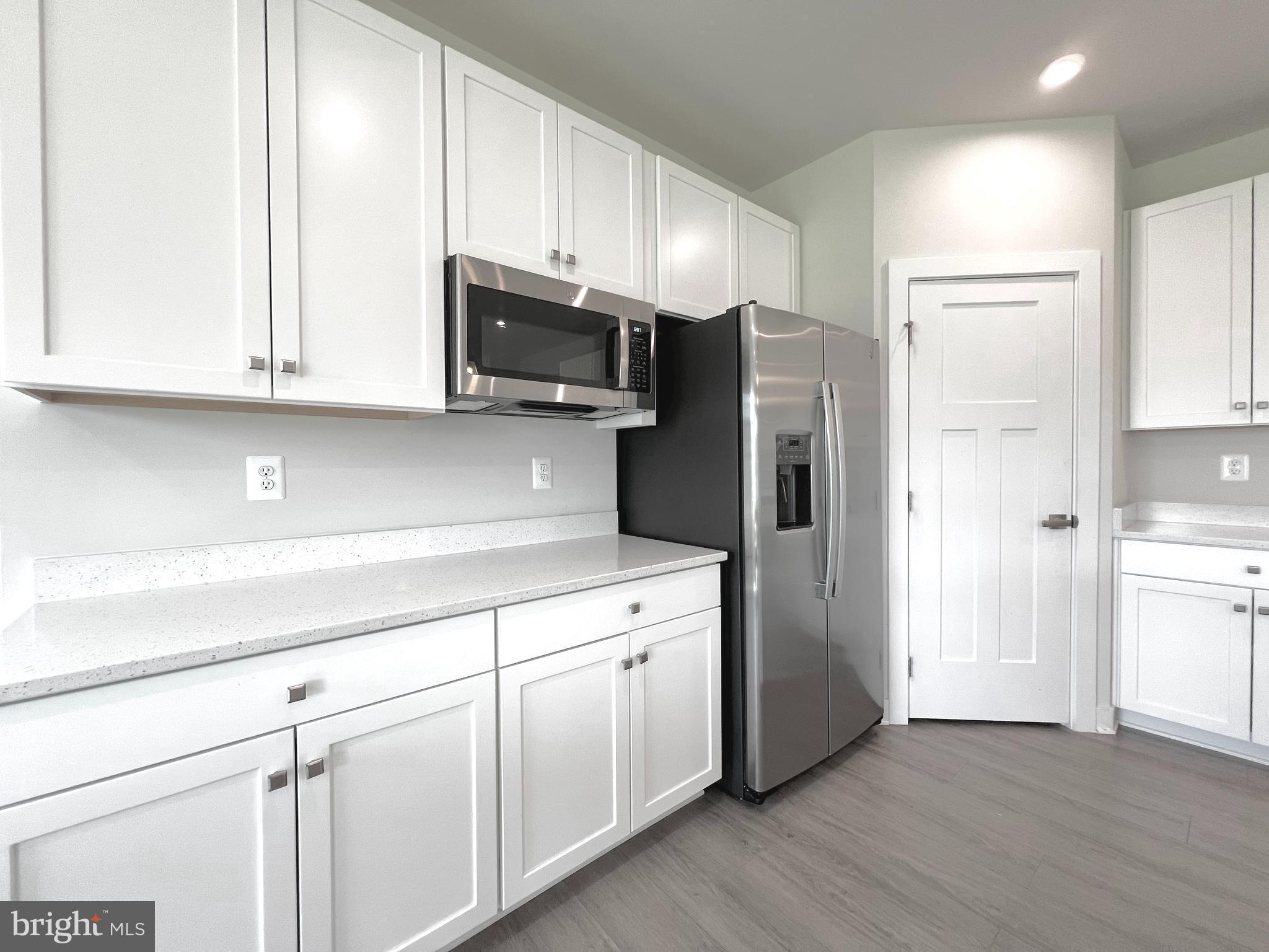 CANTER CREEK - Residential