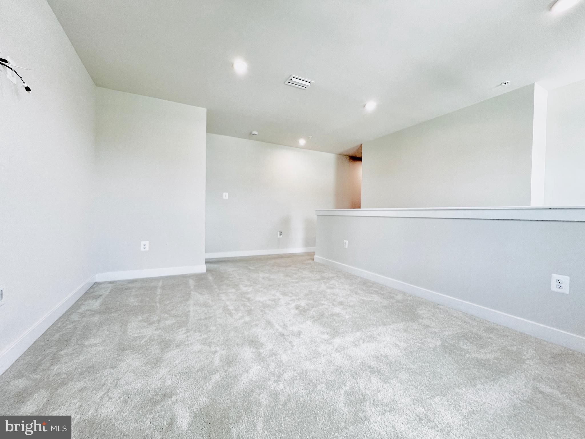 CANTER CREEK - Residential