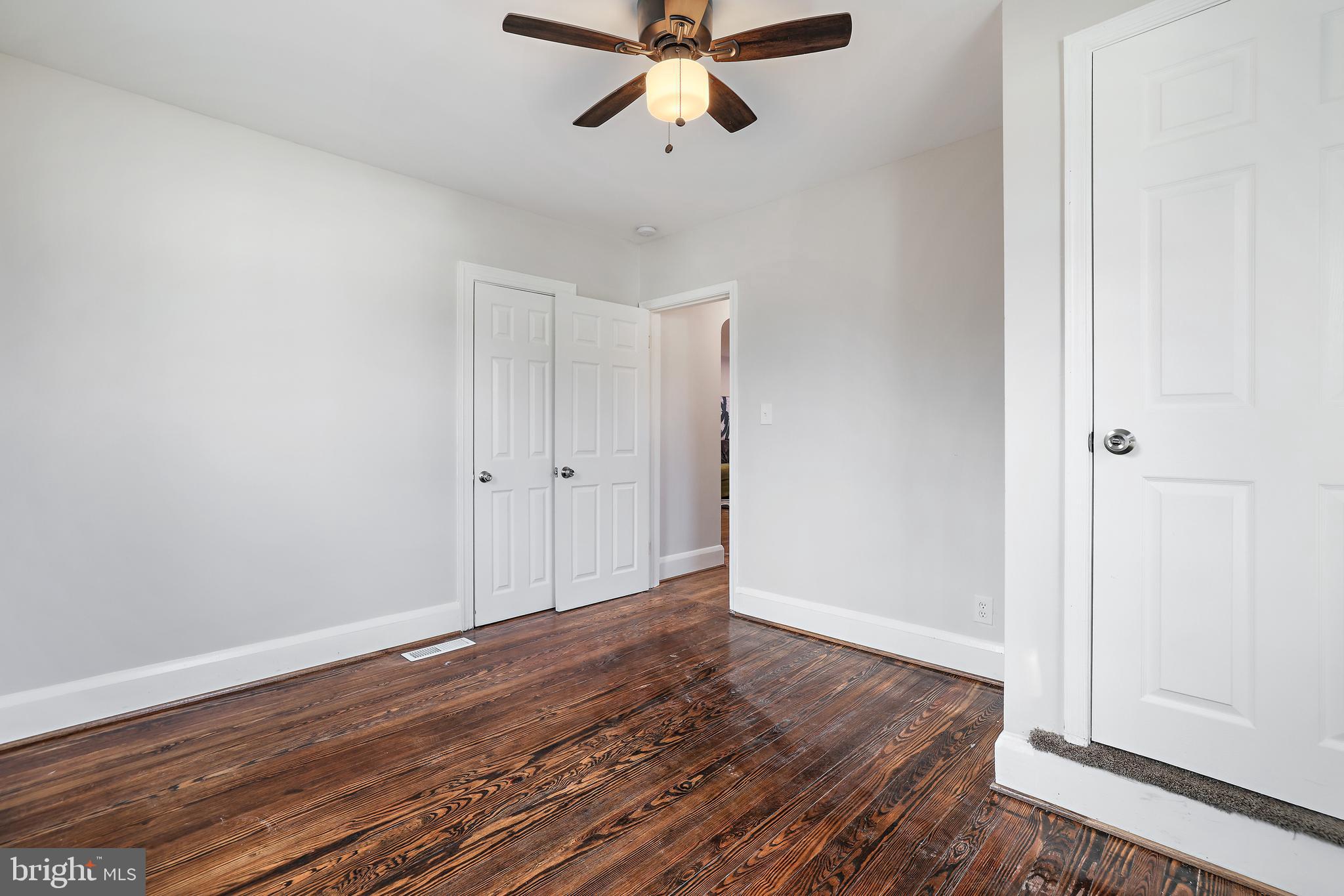 EDGEWOOD PARK - Residential