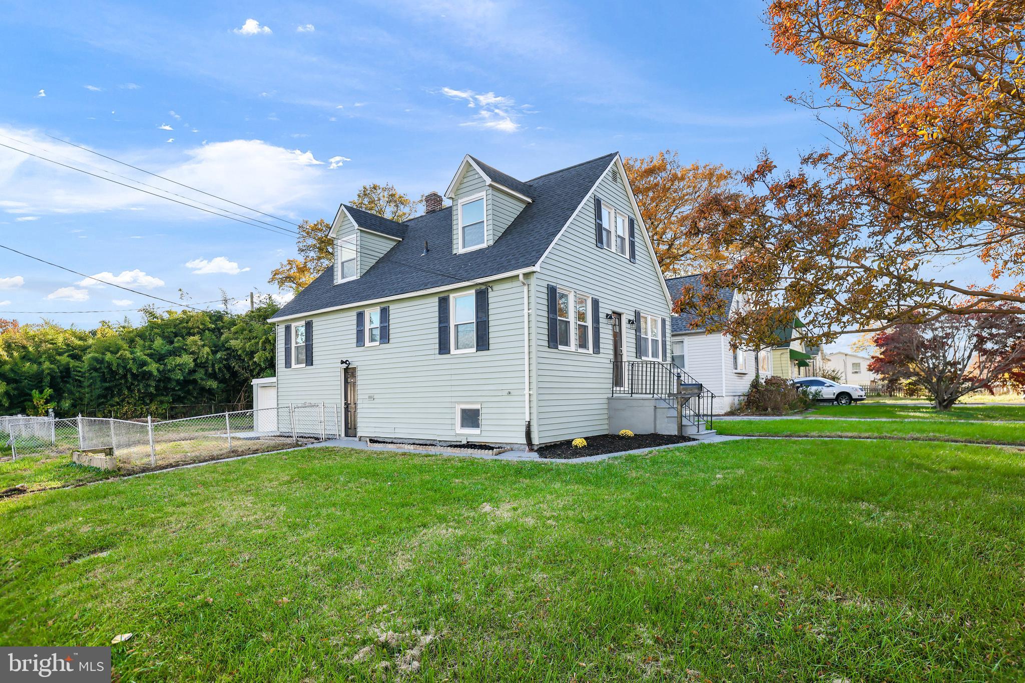 EDGEWOOD PARK - Residential