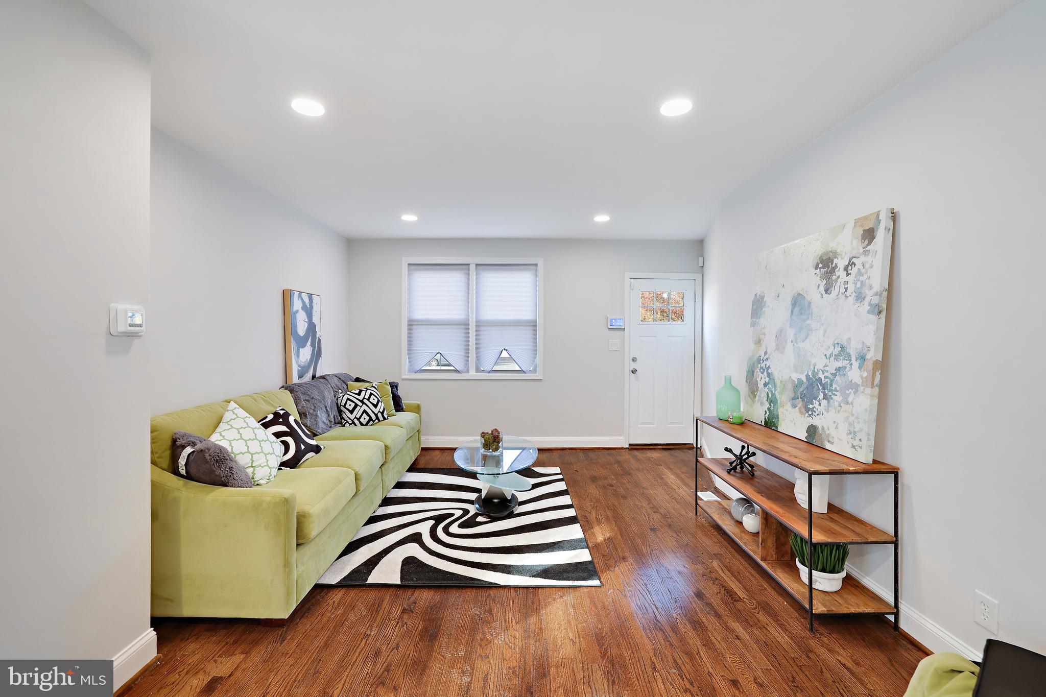 EDGEWOOD PARK - Residential