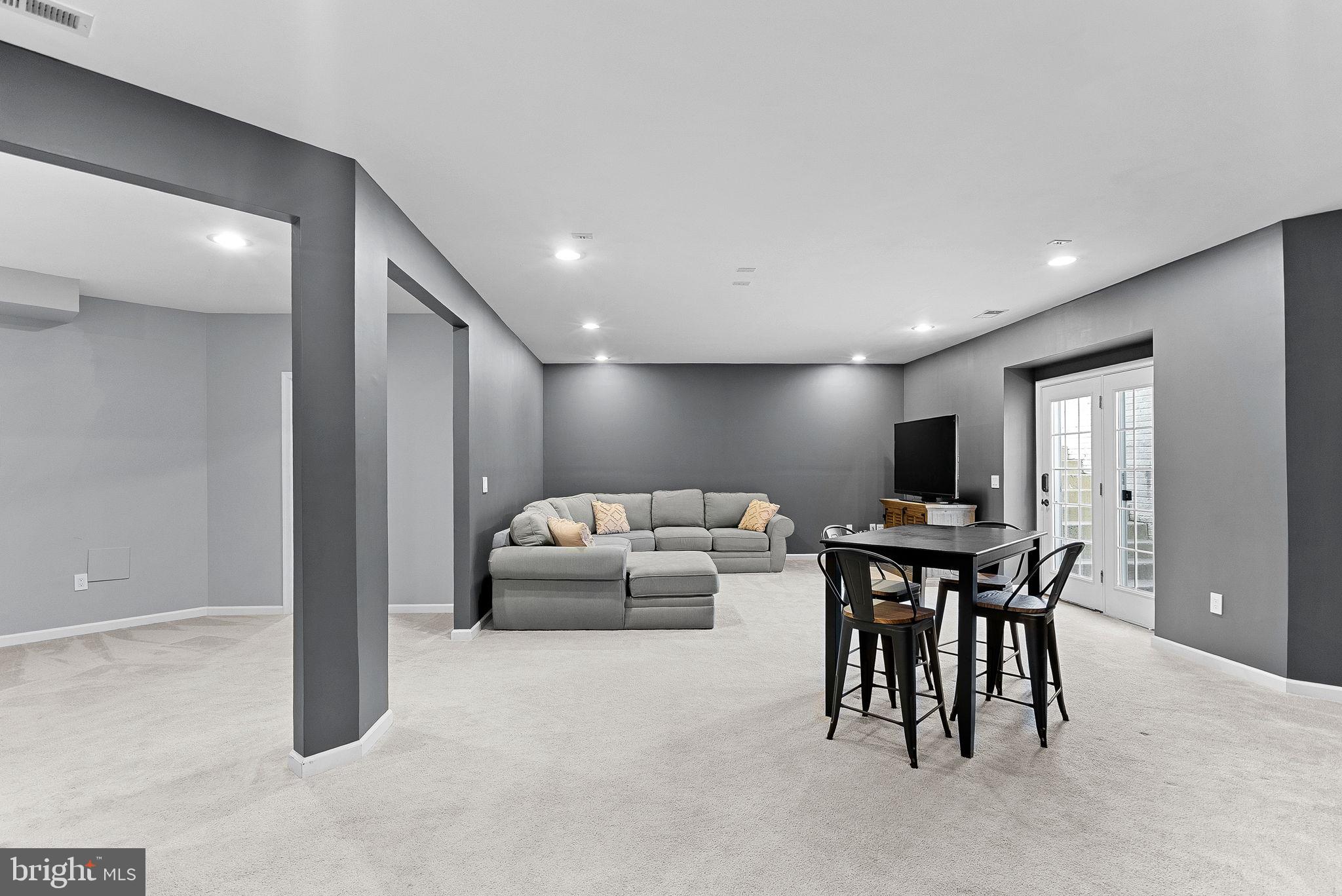 BRAMBLETON - Residential