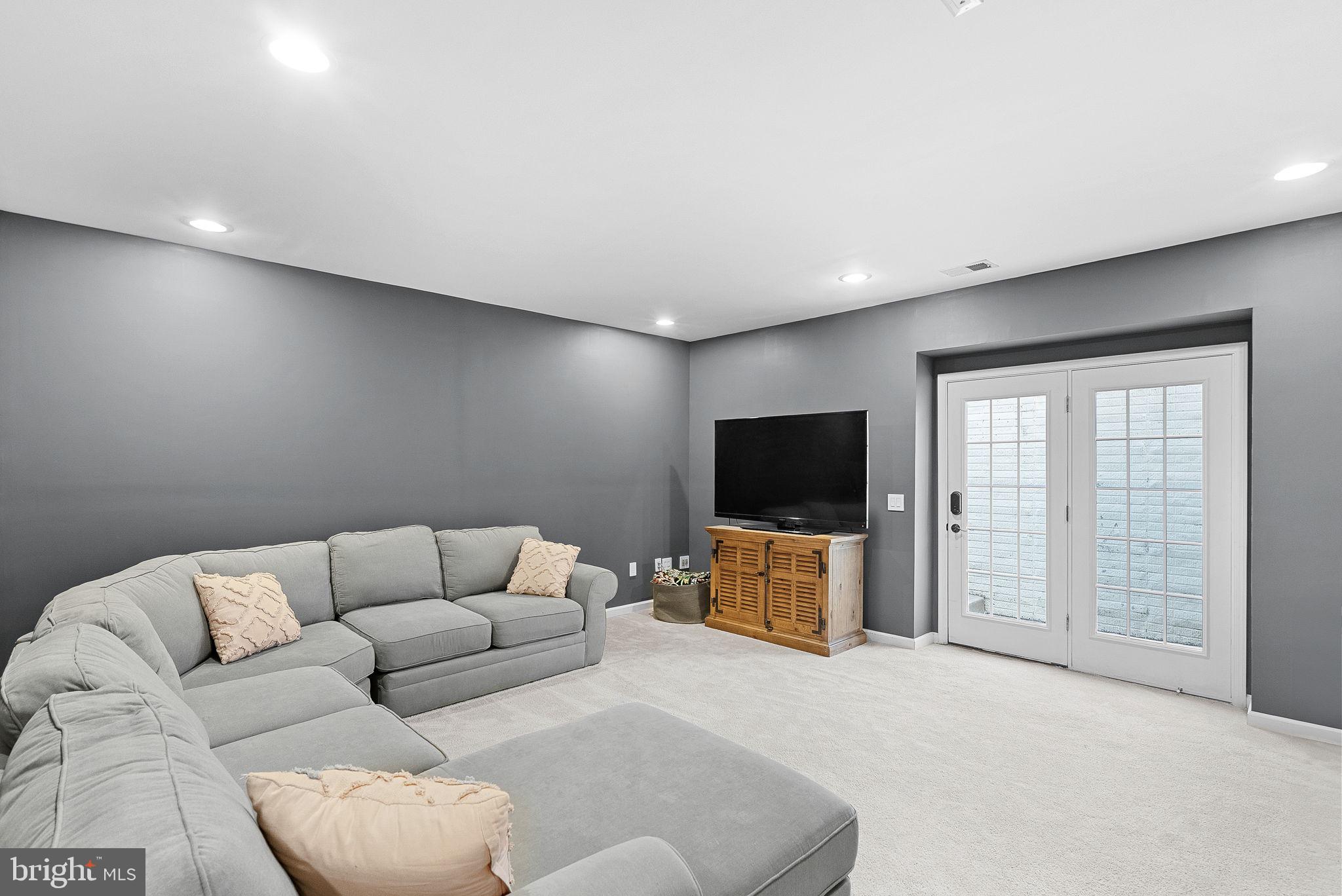 BRAMBLETON - Residential