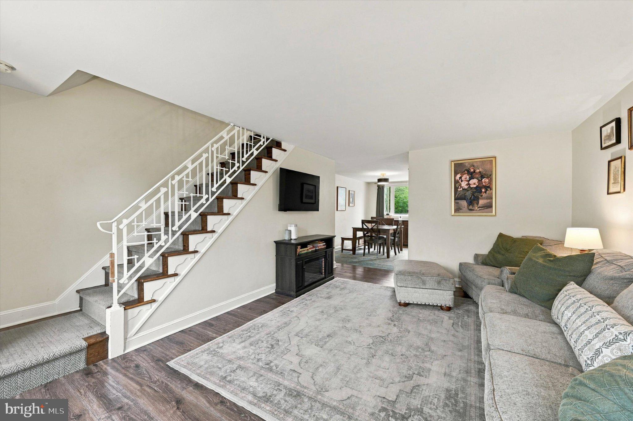 5338 BRITTANY DRIVE