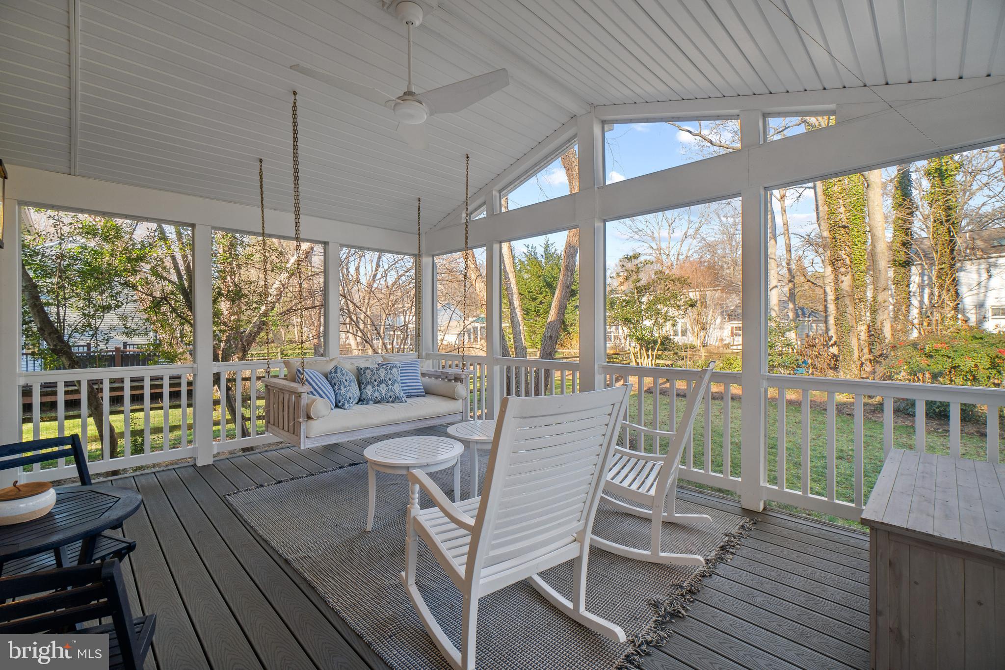 HUNT MEADOW - Residential