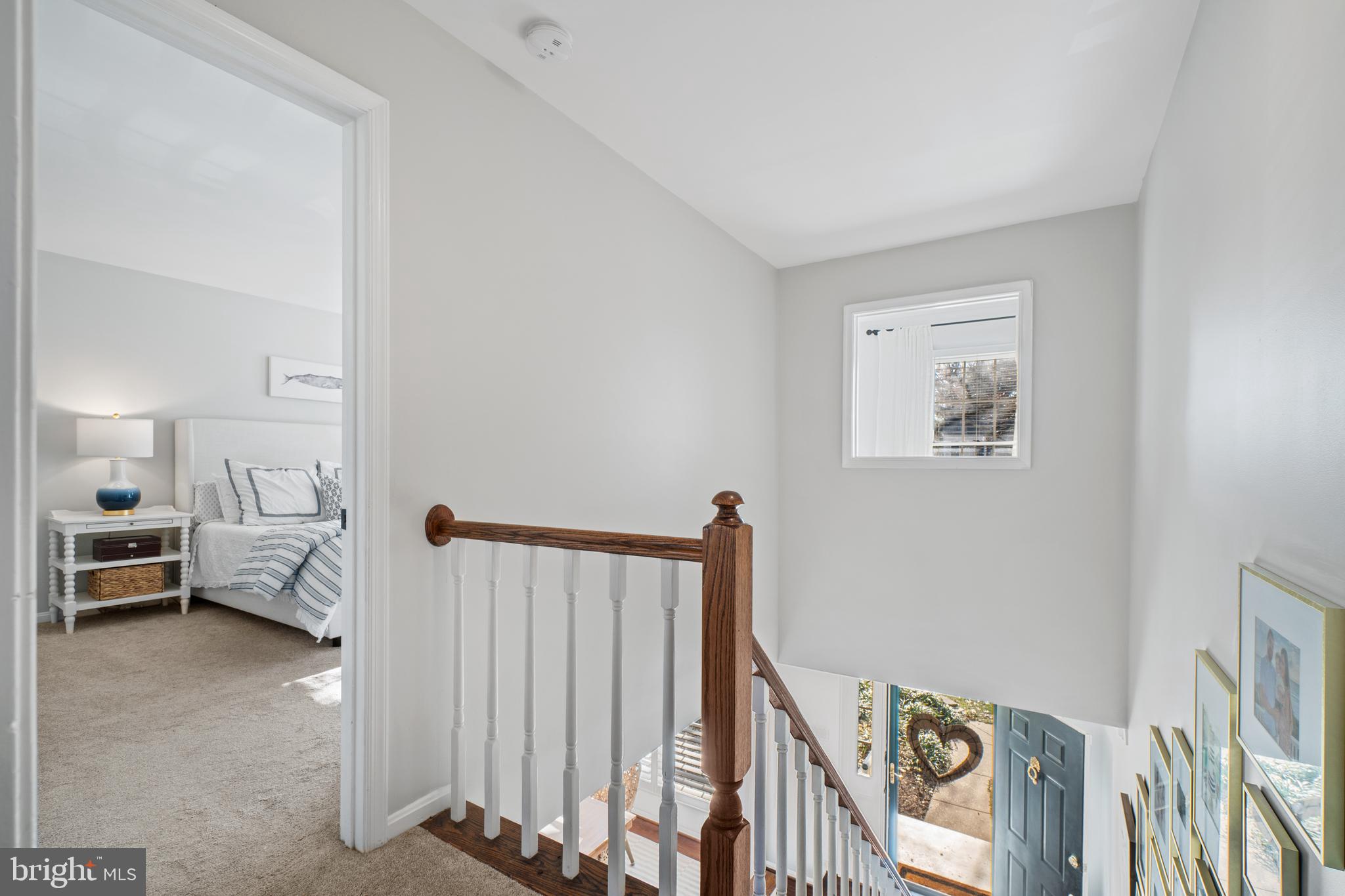 HUNT MEADOW - Residential