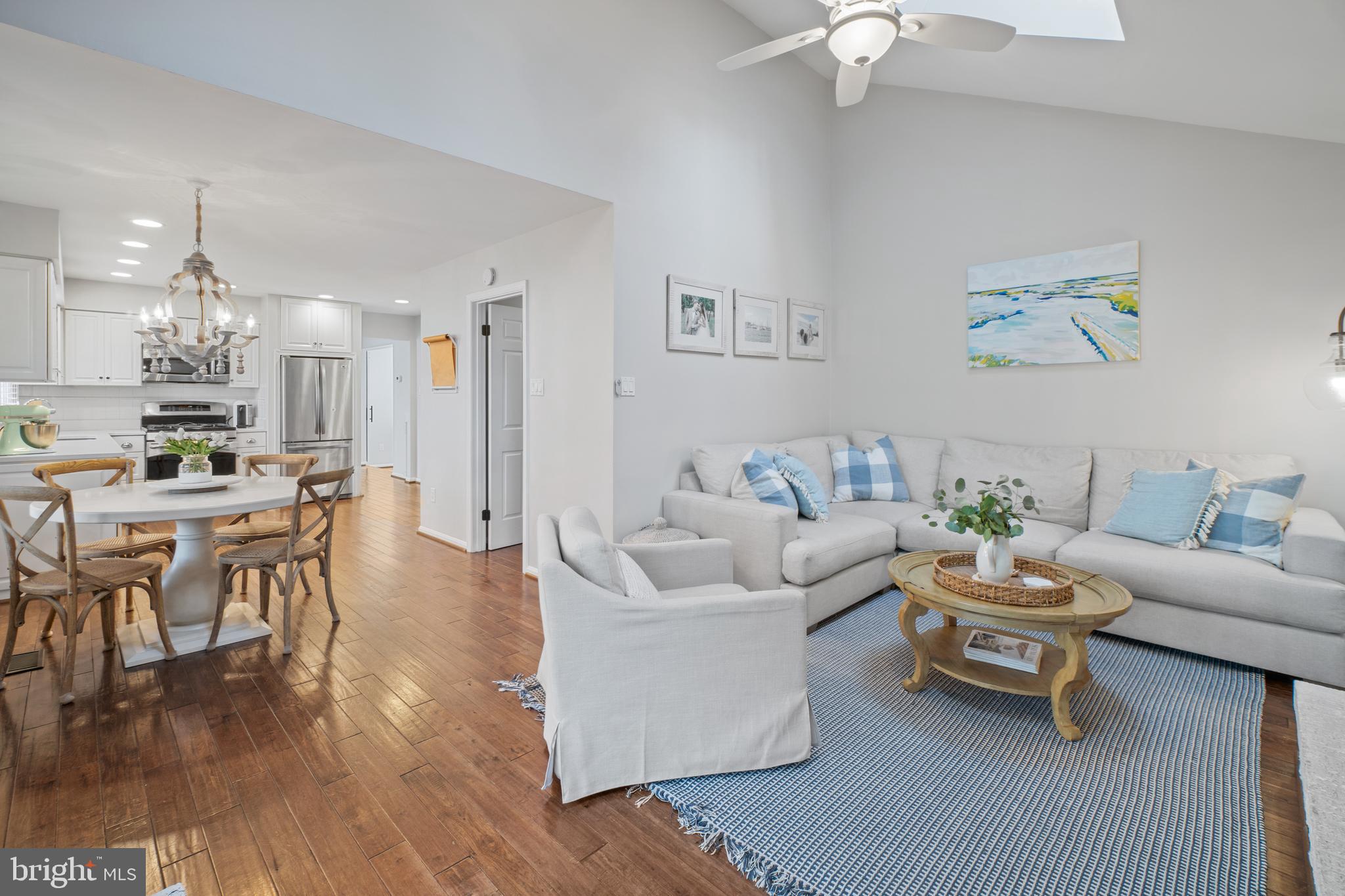 HUNT MEADOW - Residential