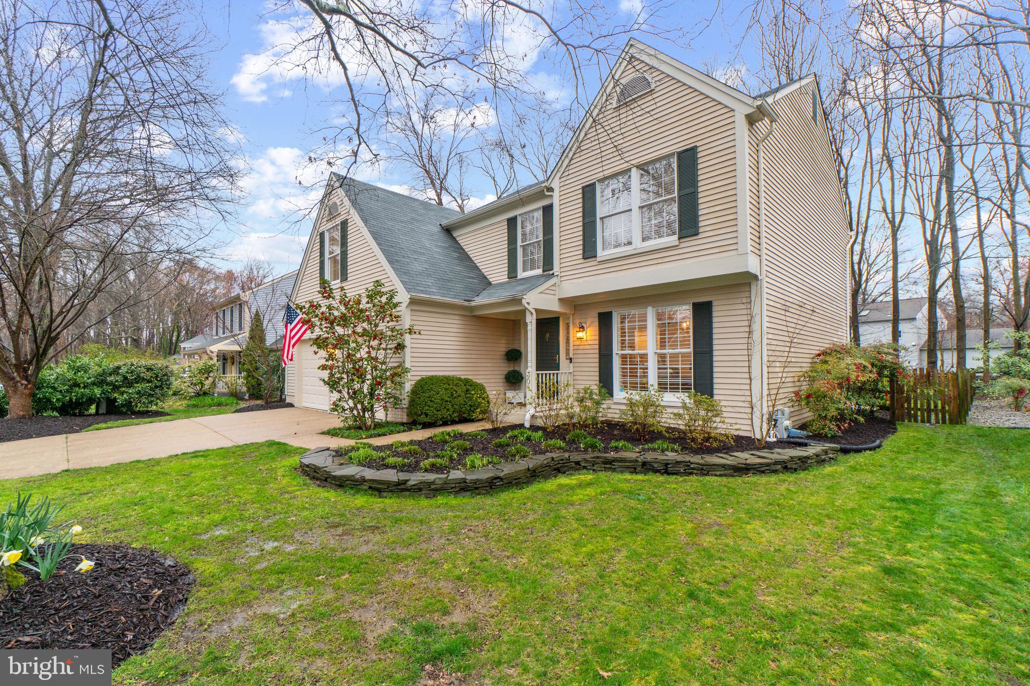 HUNT MEADOW - Residential