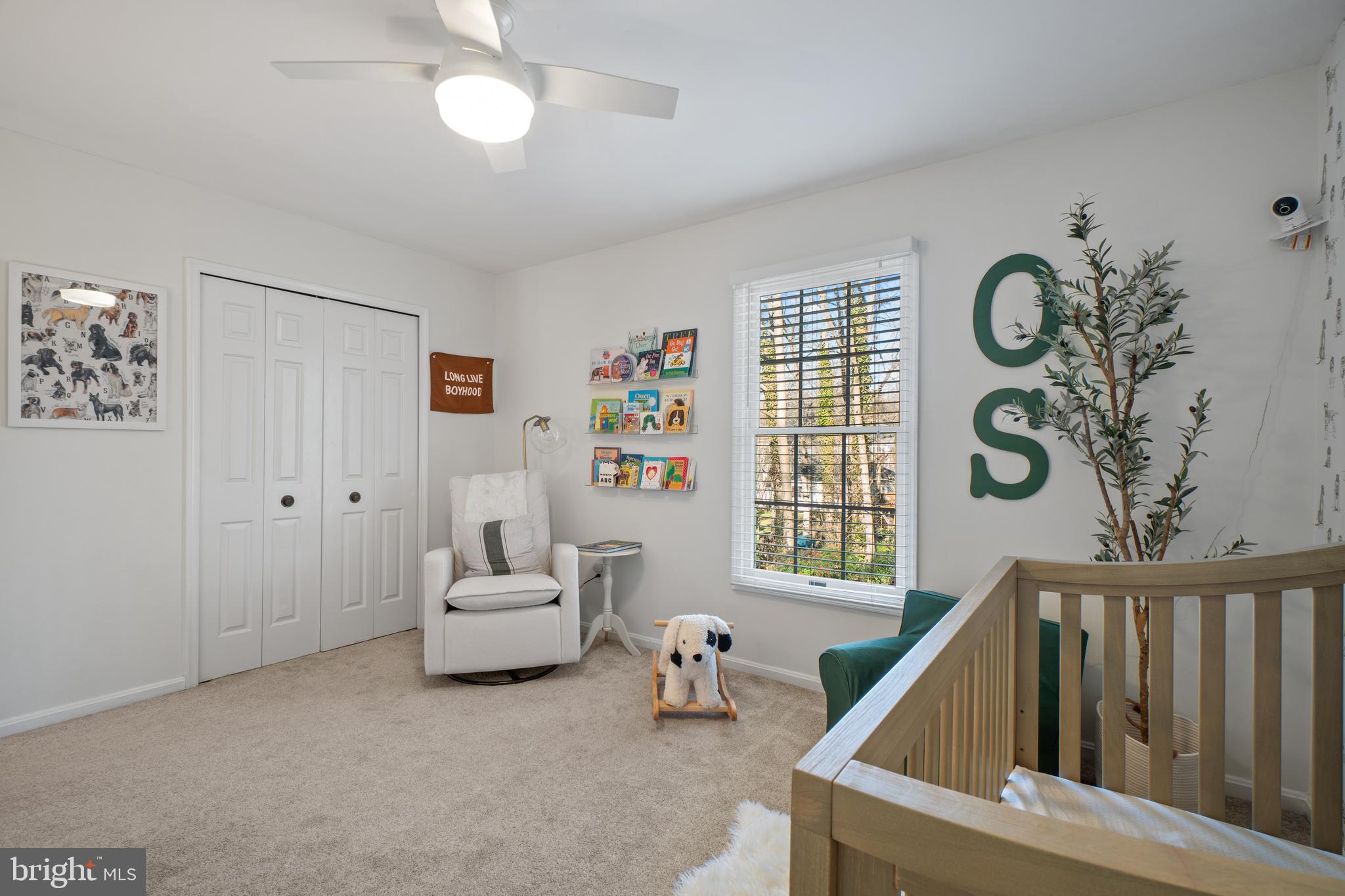 HUNT MEADOW - Residential