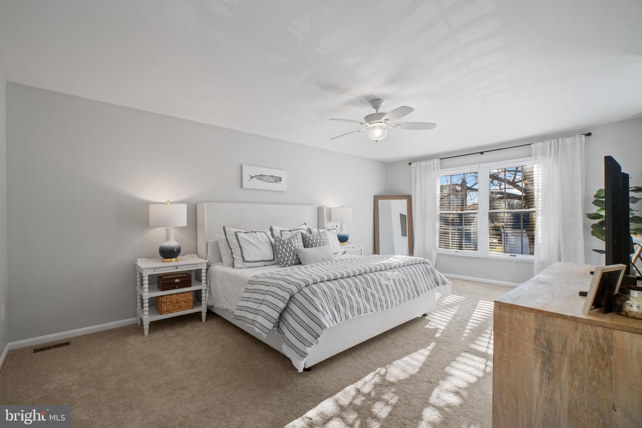 HUNT MEADOW - Residential