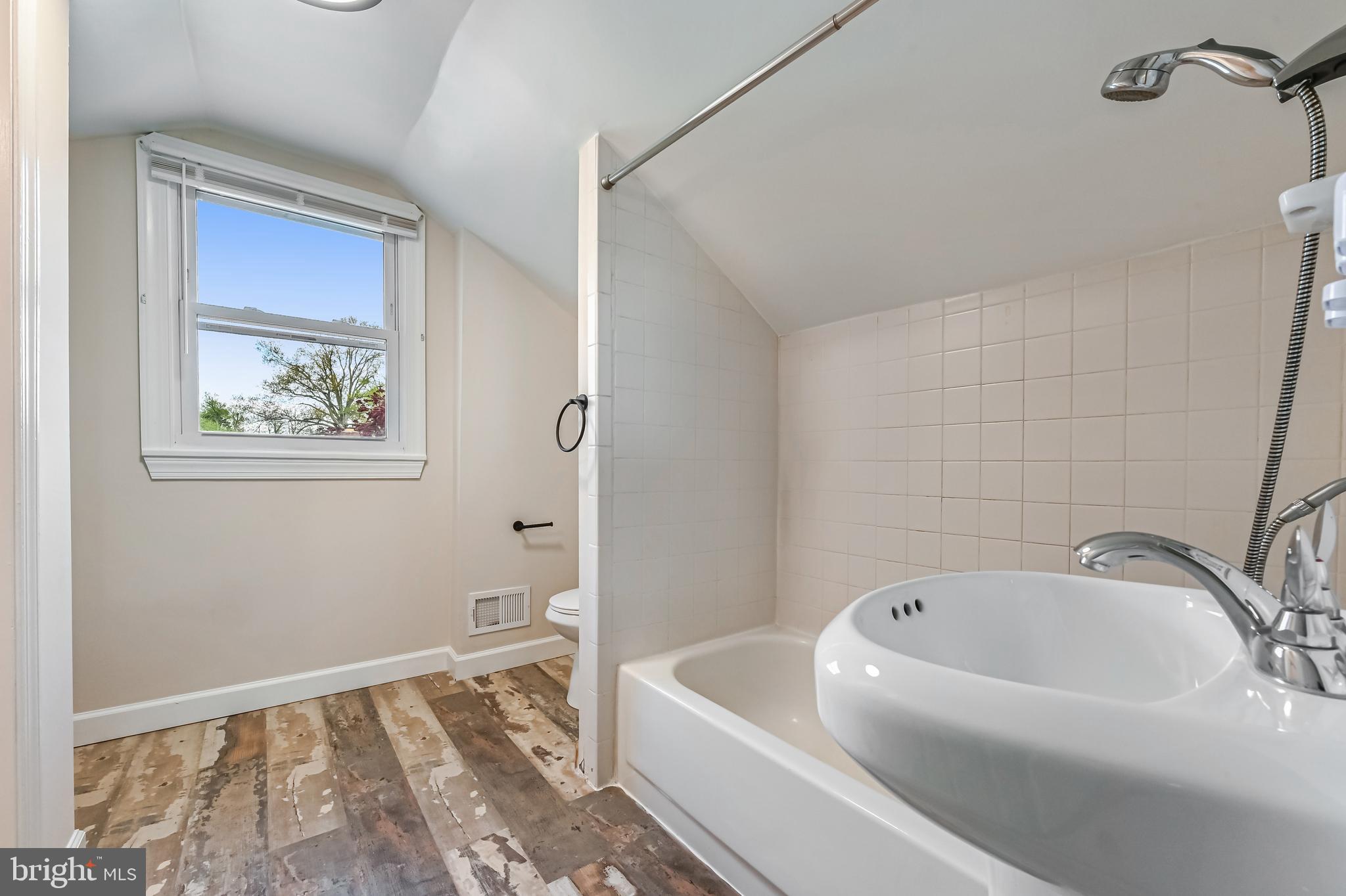 PINE WHIFF BEACH - Residential