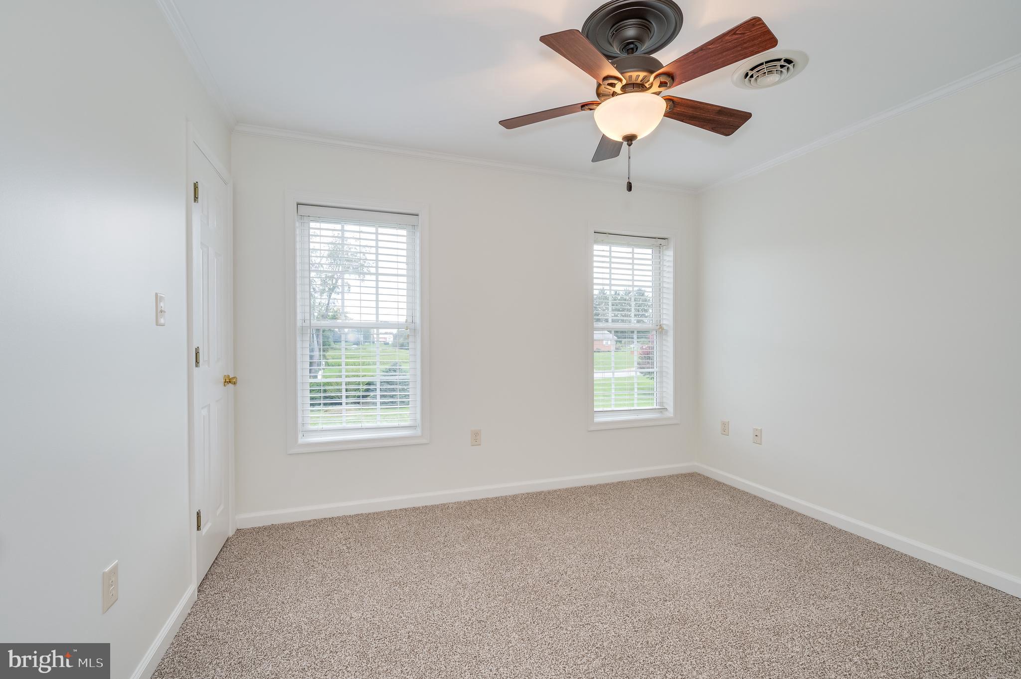 SWAN POND - Residential