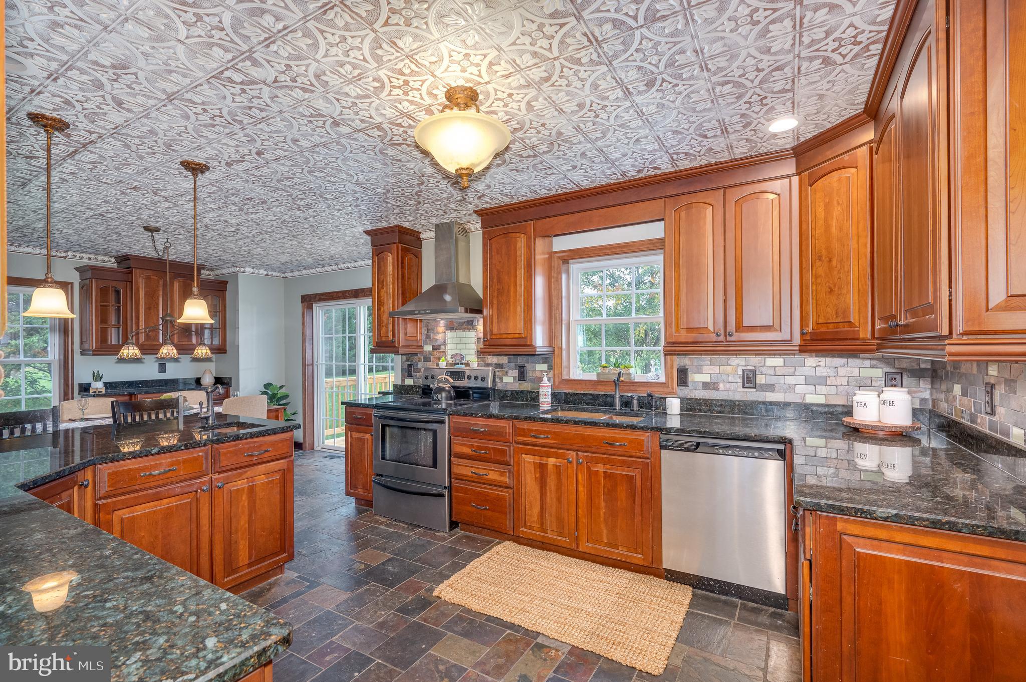 SWAN POND - Residential