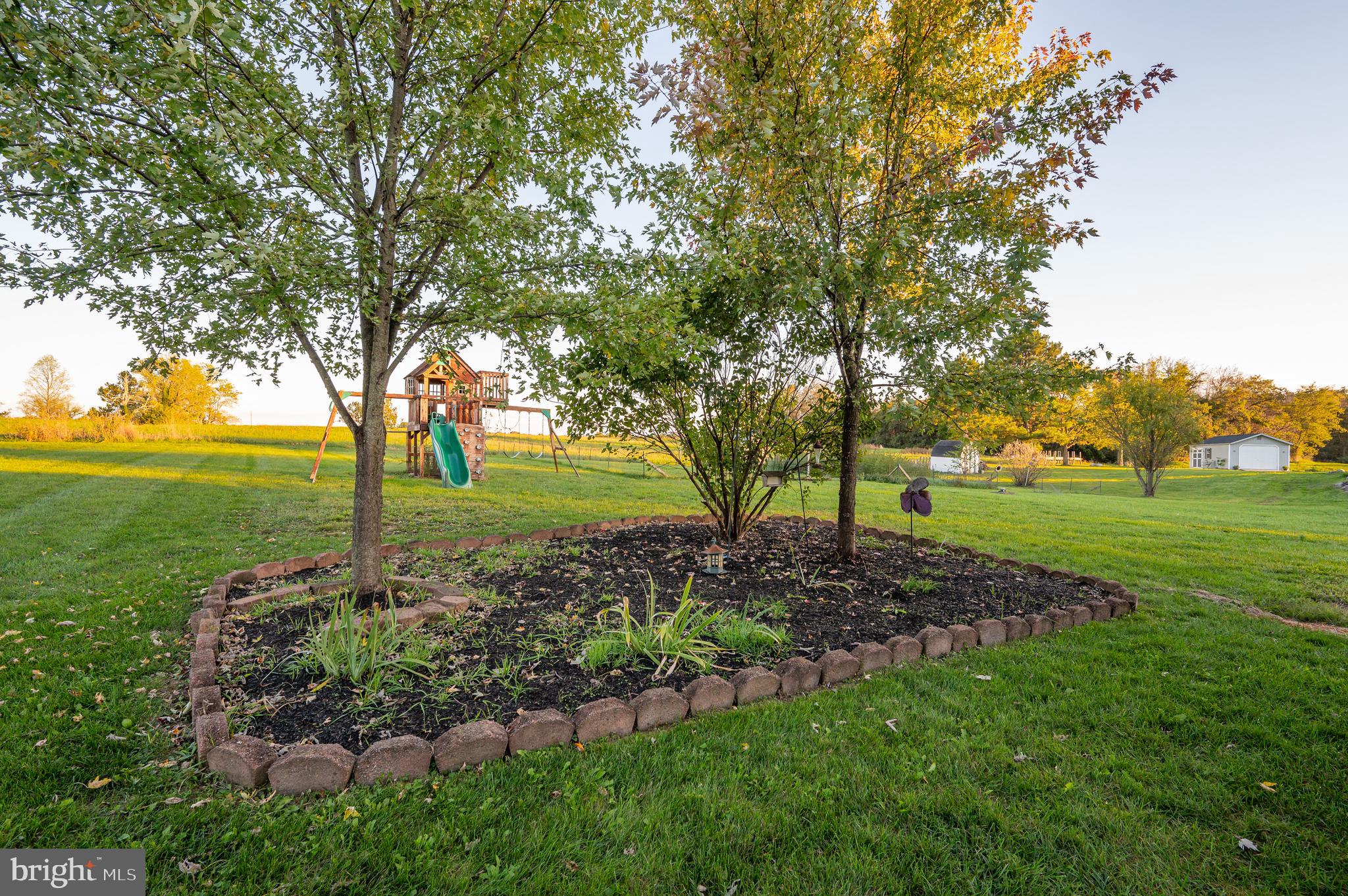 SWAN POND - Residential