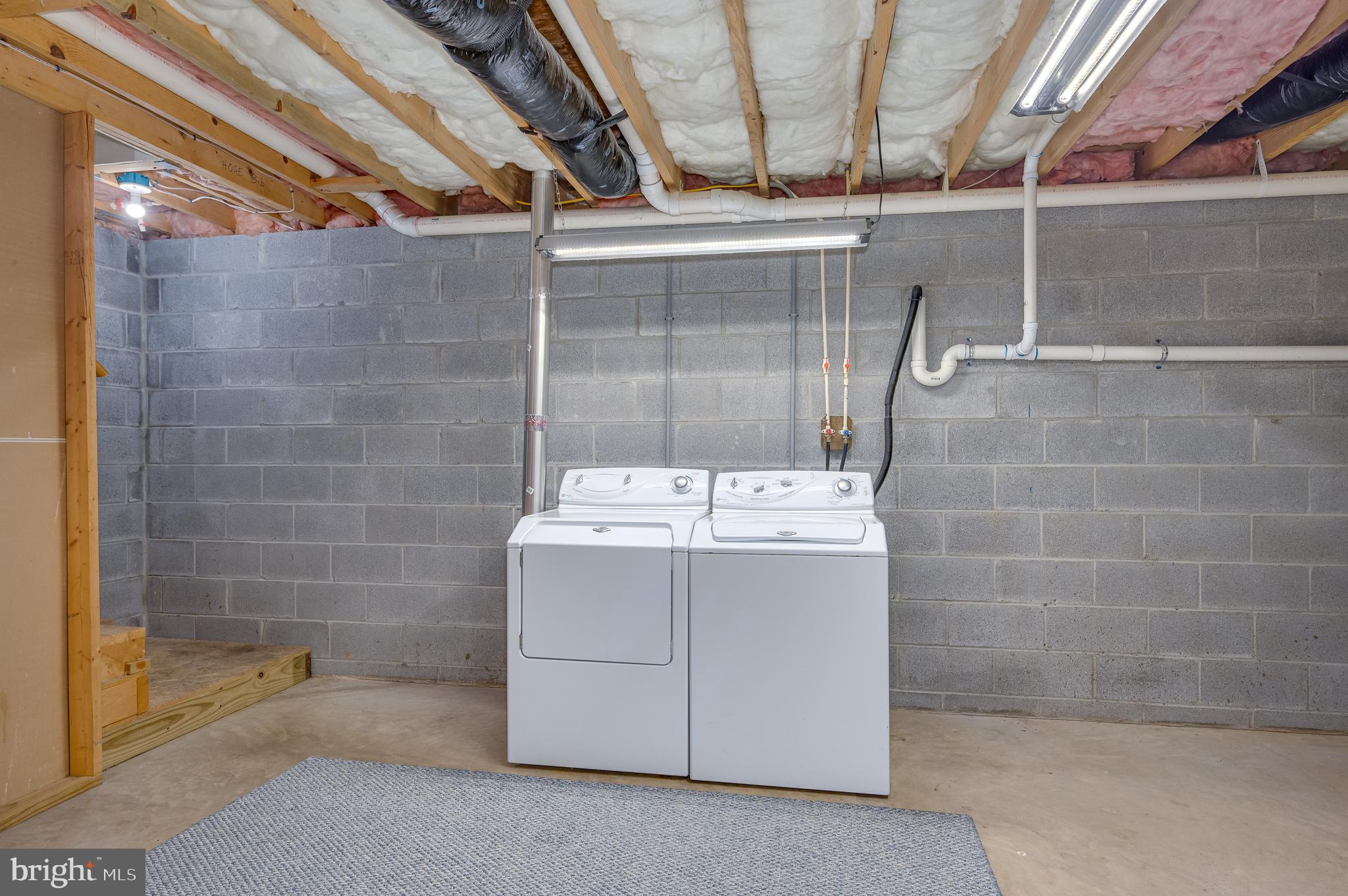 SWAN POND - Residential