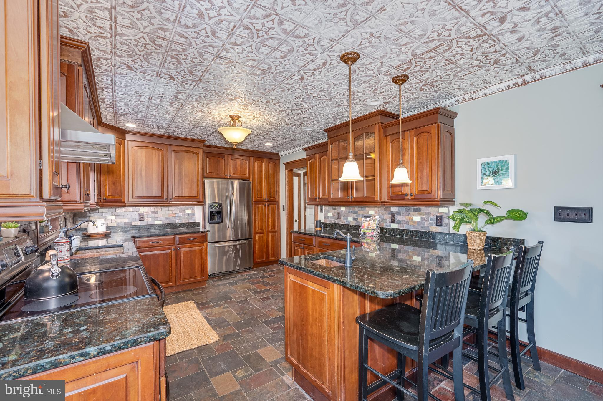 SWAN POND - Residential