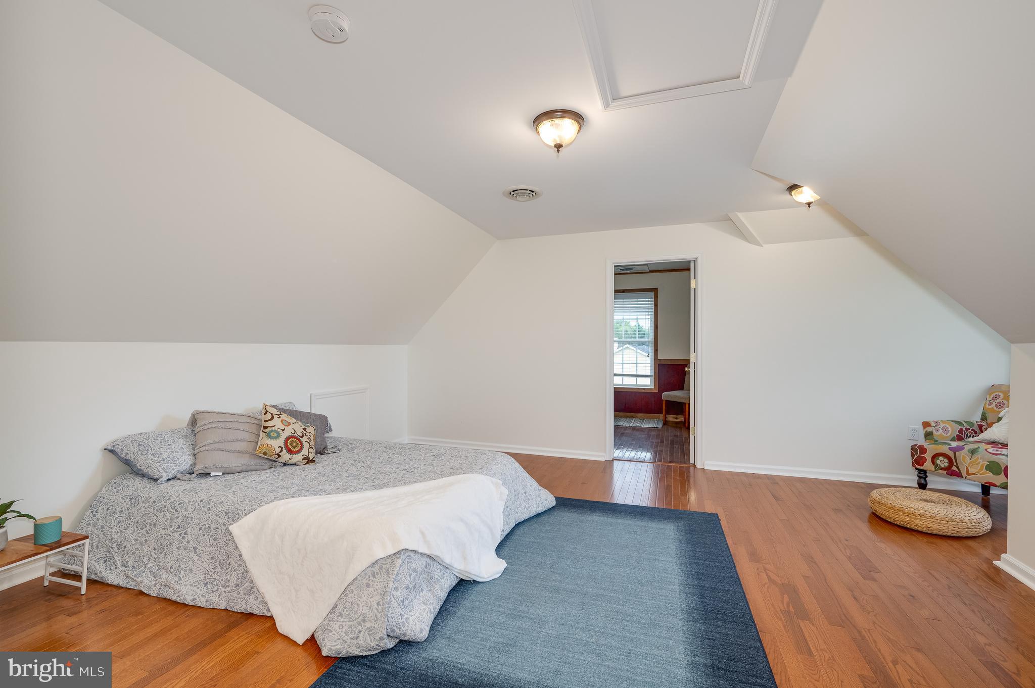 SWAN POND - Residential