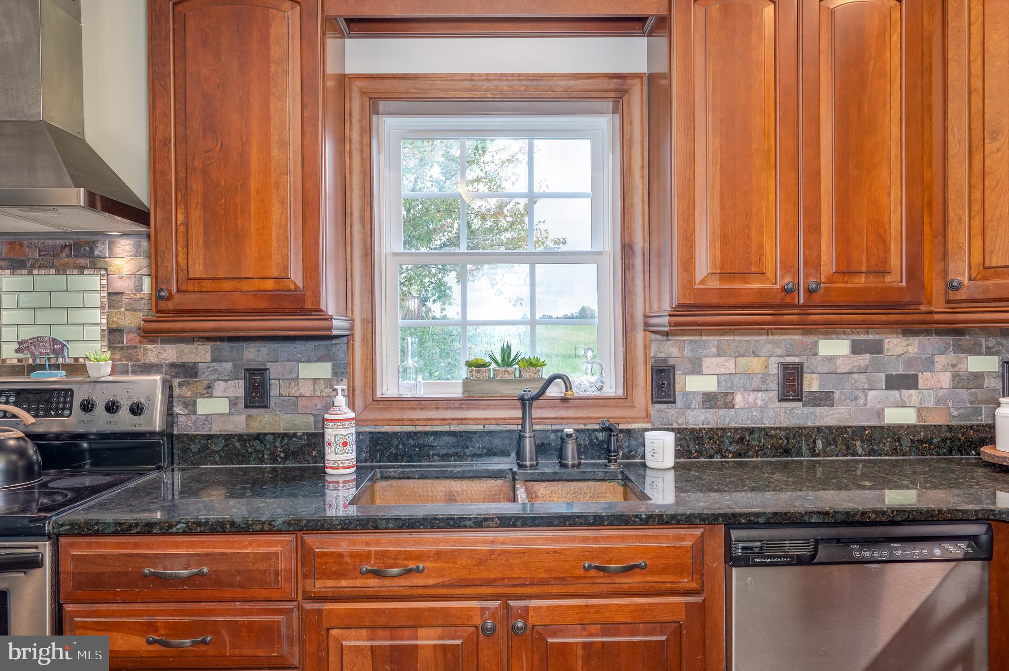 SWAN POND - Residential