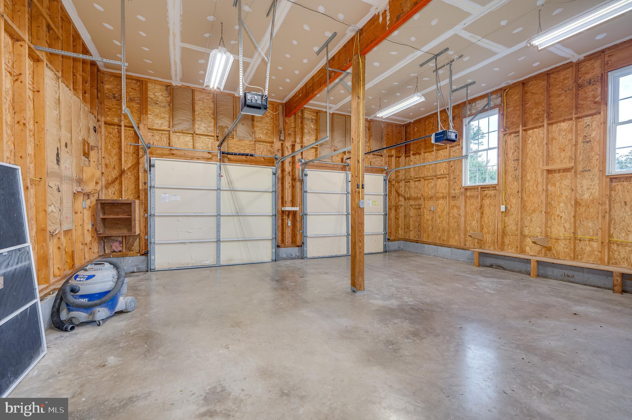 SWAN POND - Residential