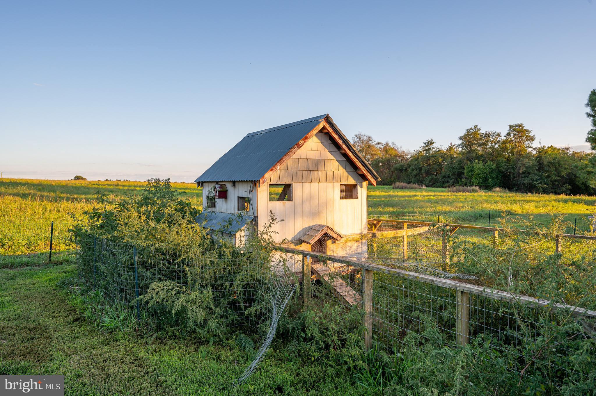 SWAN POND - Residential