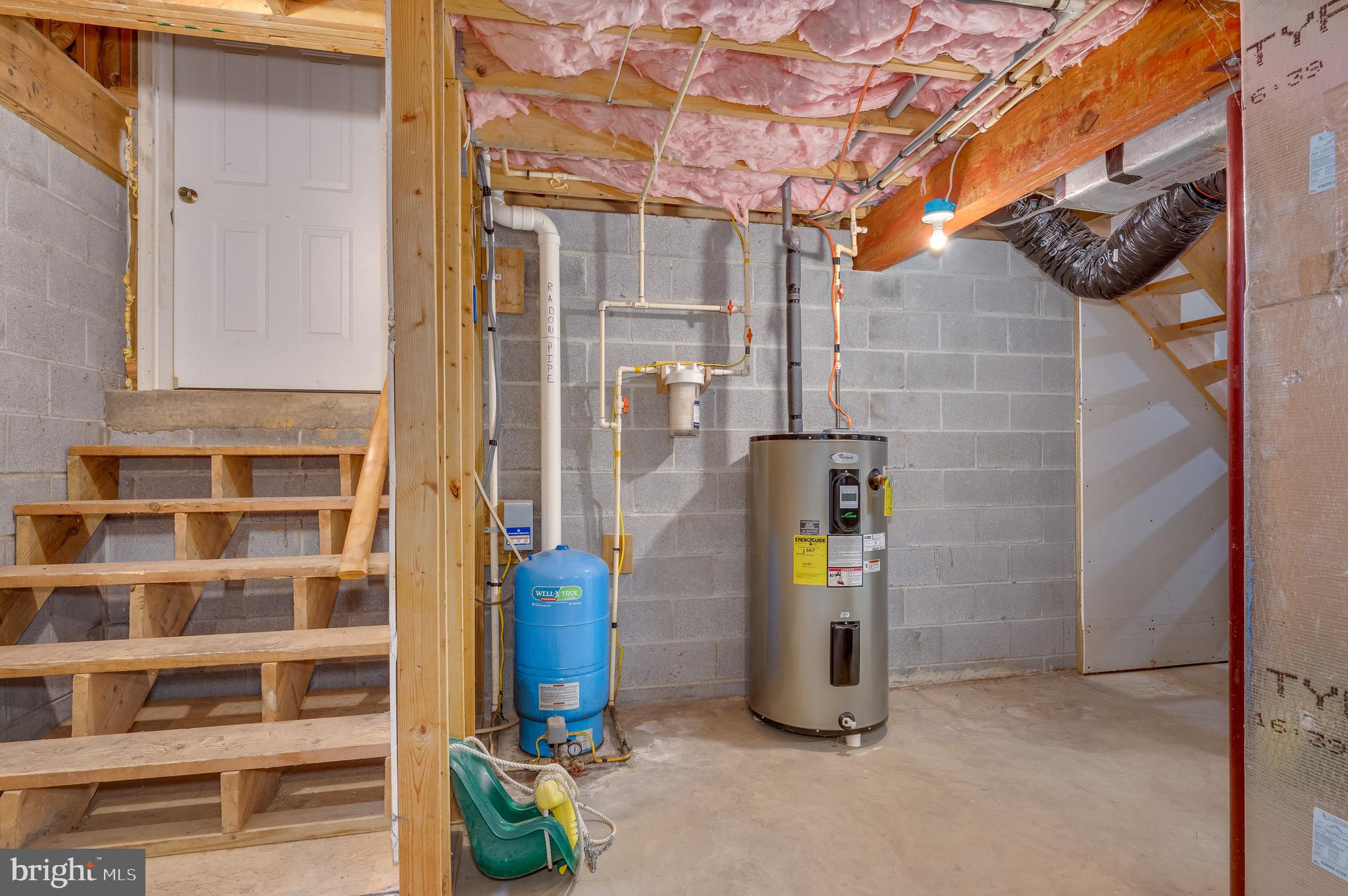 SWAN POND - Residential