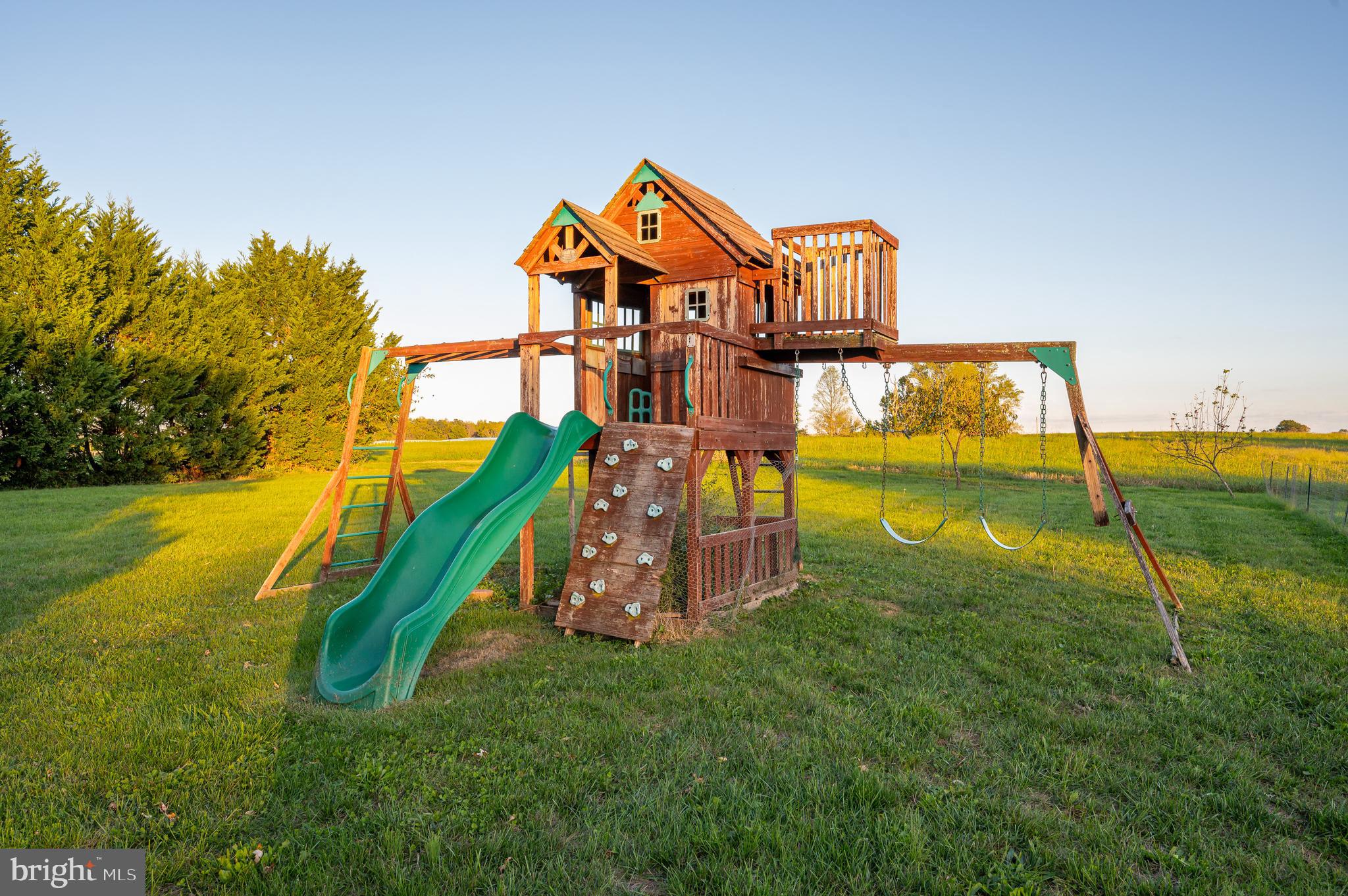 SWAN POND - Residential