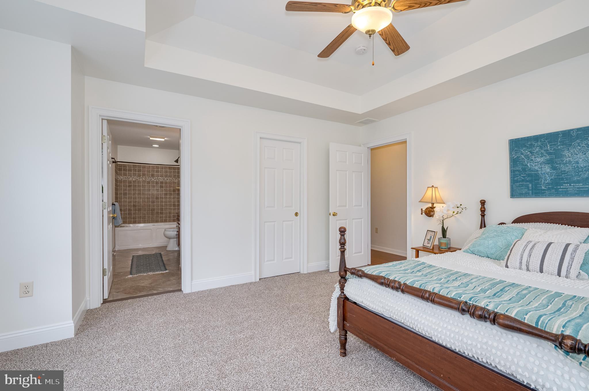 SWAN POND - Residential