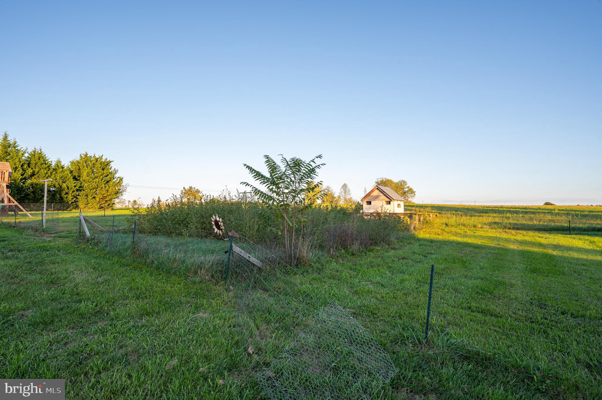 SWAN POND - Residential
