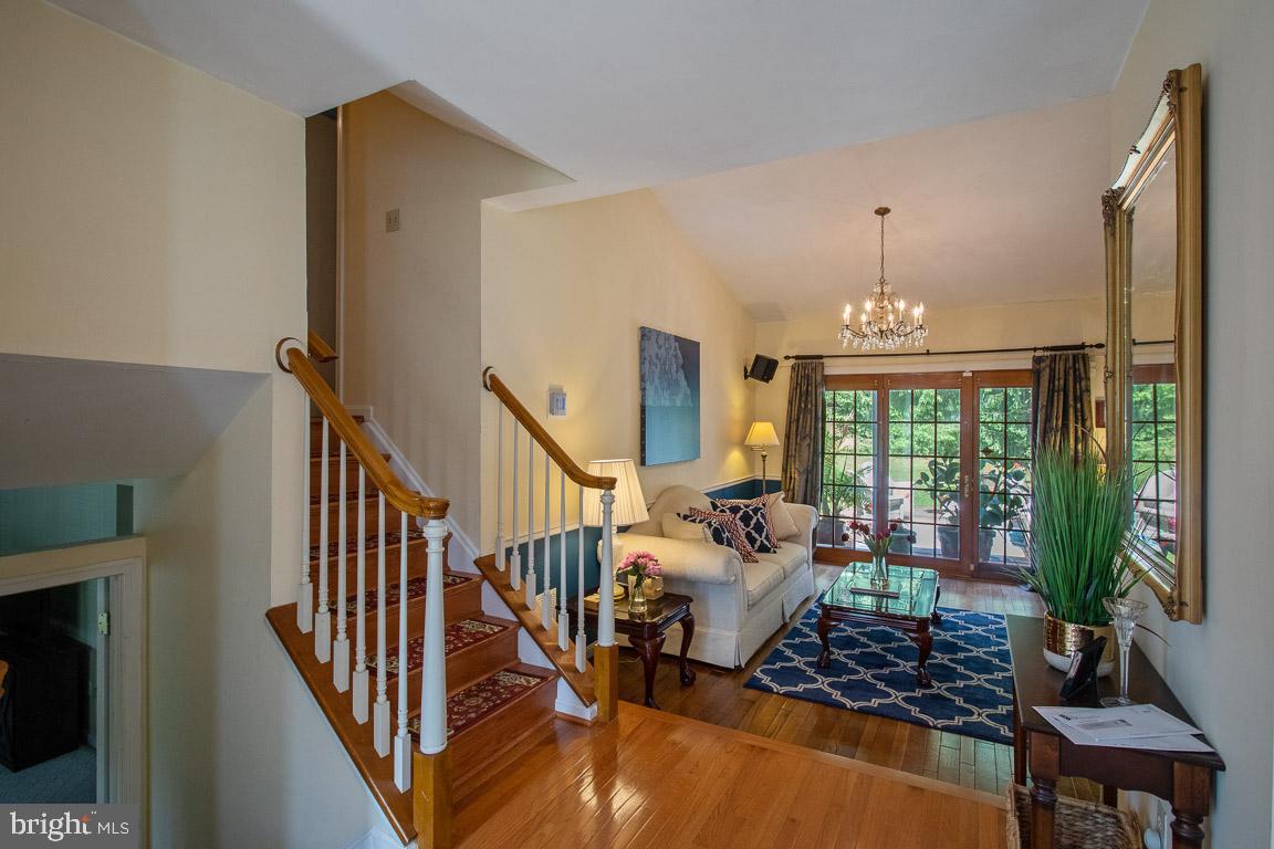 RUNNING BROOK - Residential